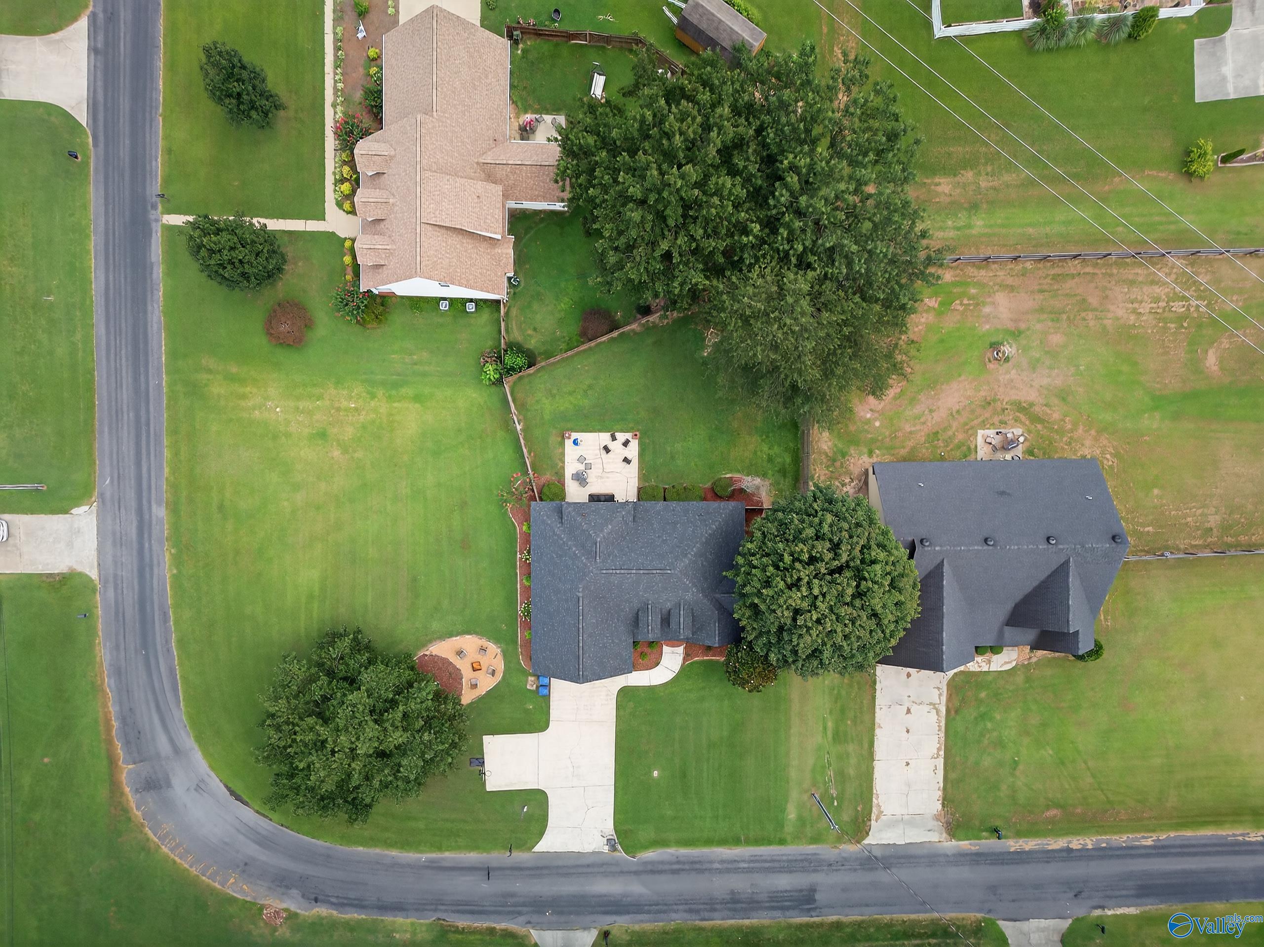 1202 Crestbrook Drive