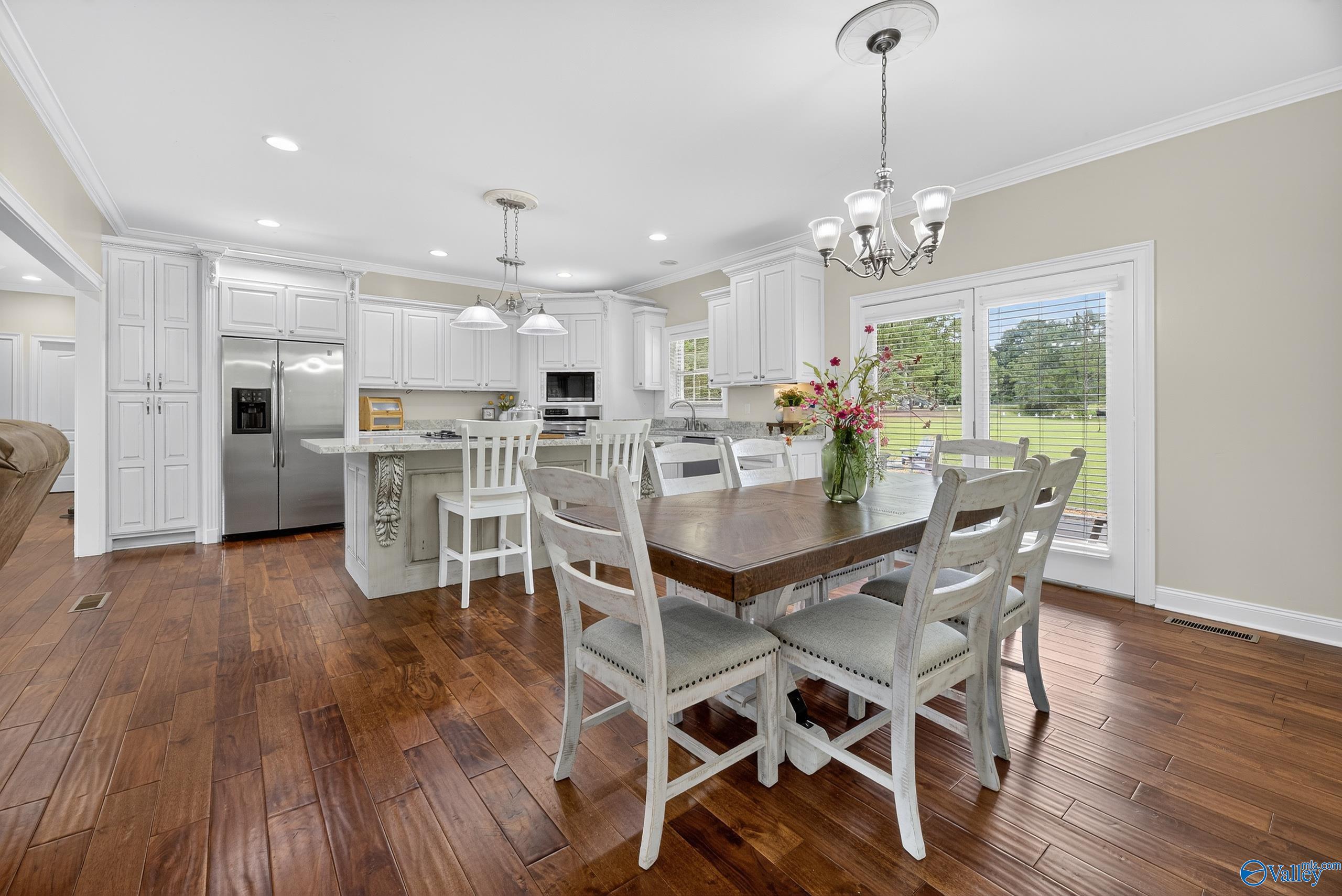 2225 Oak Drive