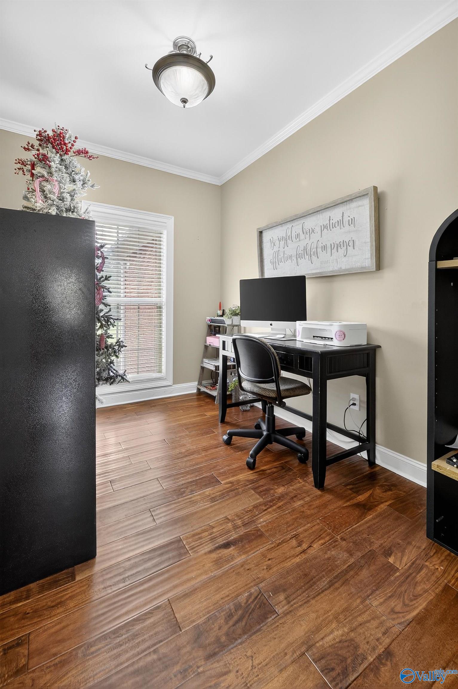 2225 Oak Drive