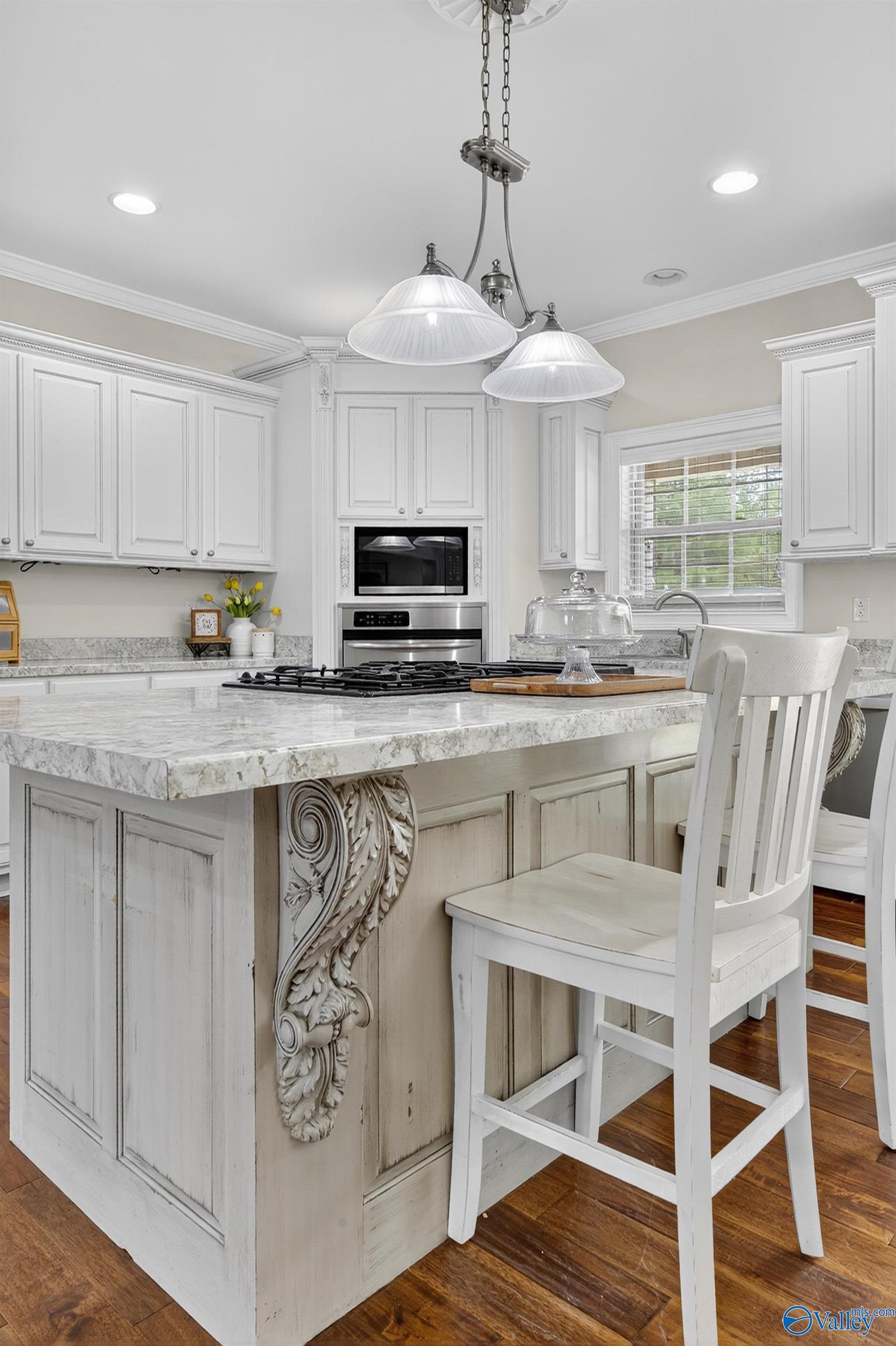 2225 Oak Drive