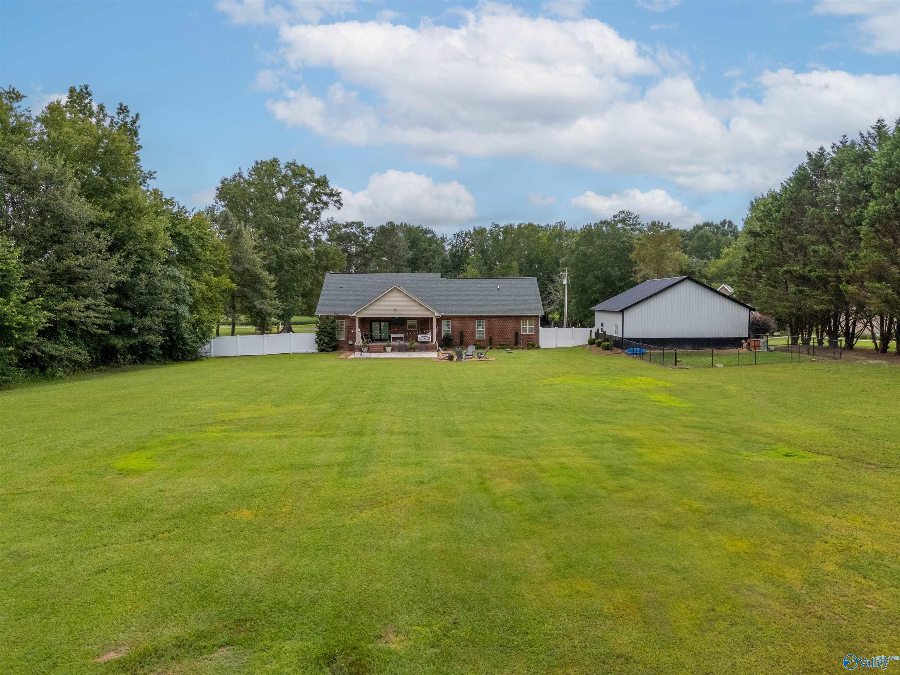 2225 Oak Drive