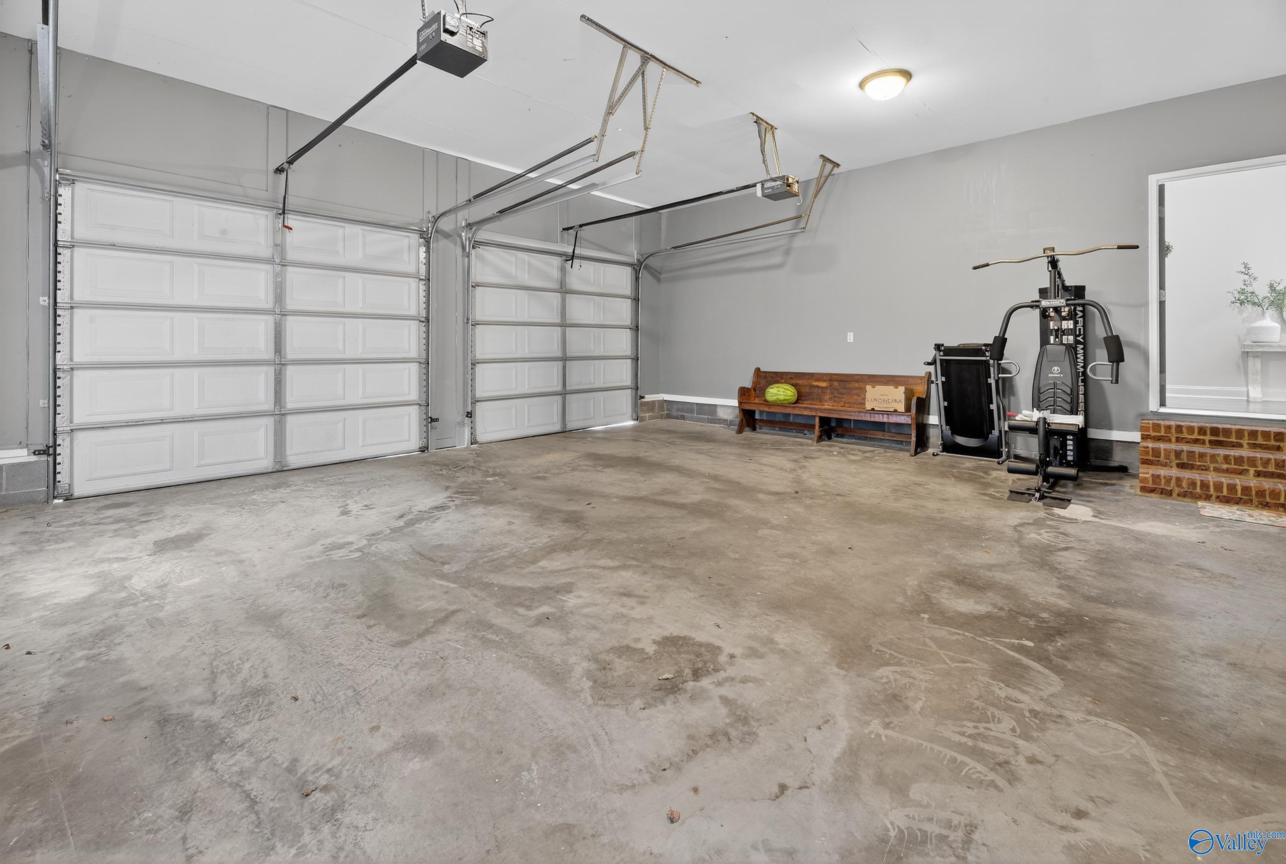 2225 Oak Drive