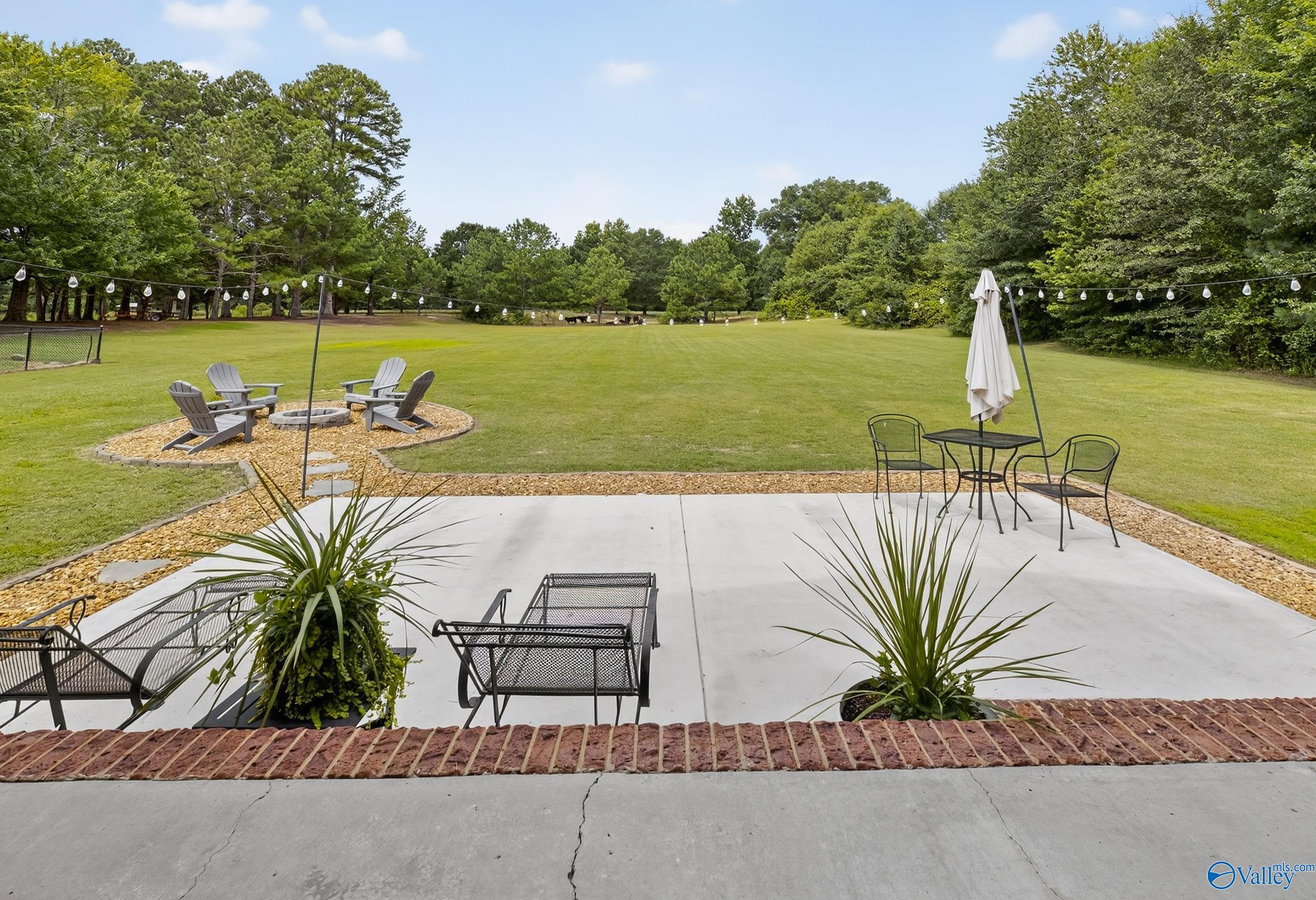 2225 Oak Drive