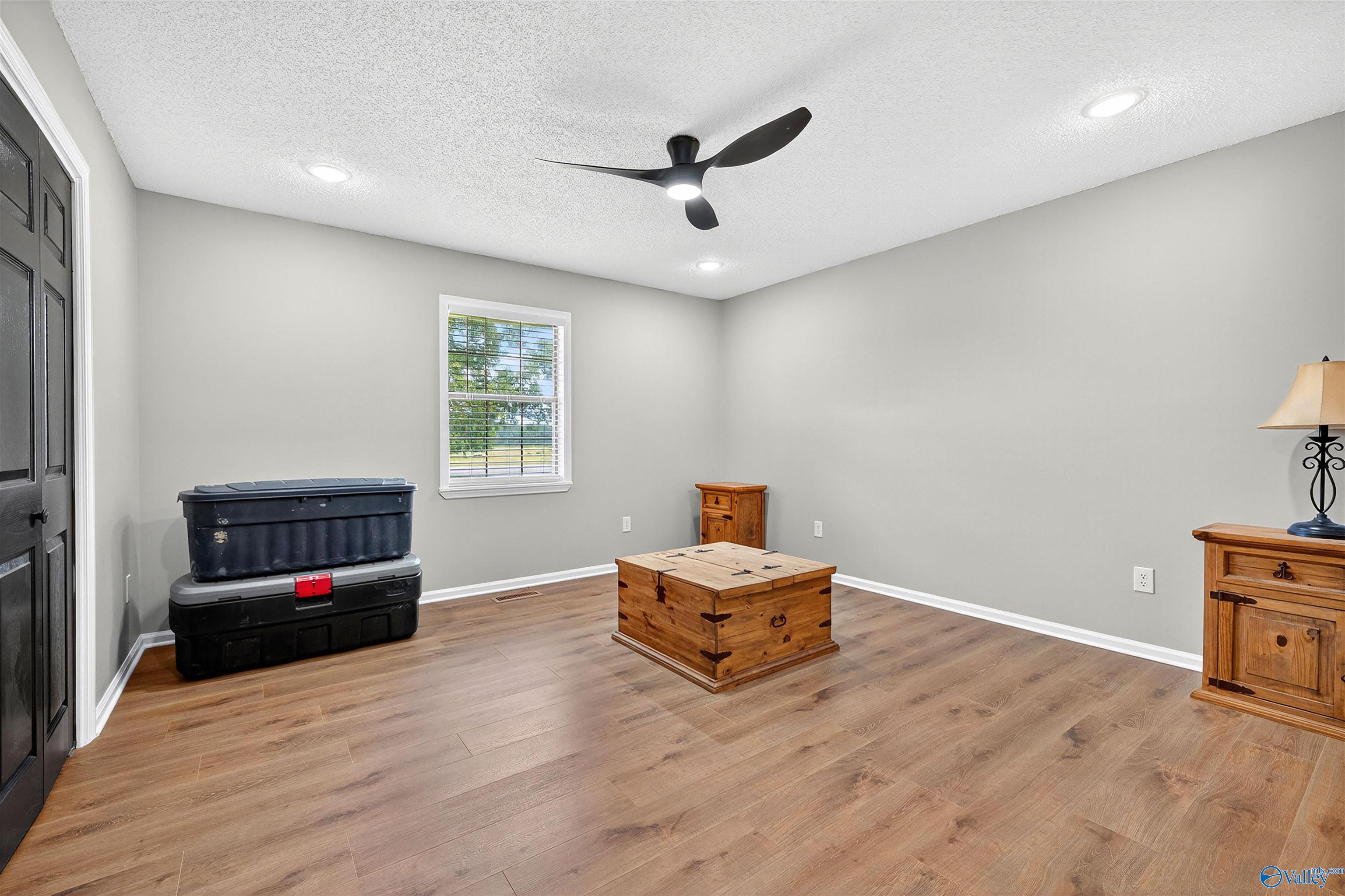 6016 Sardis Road