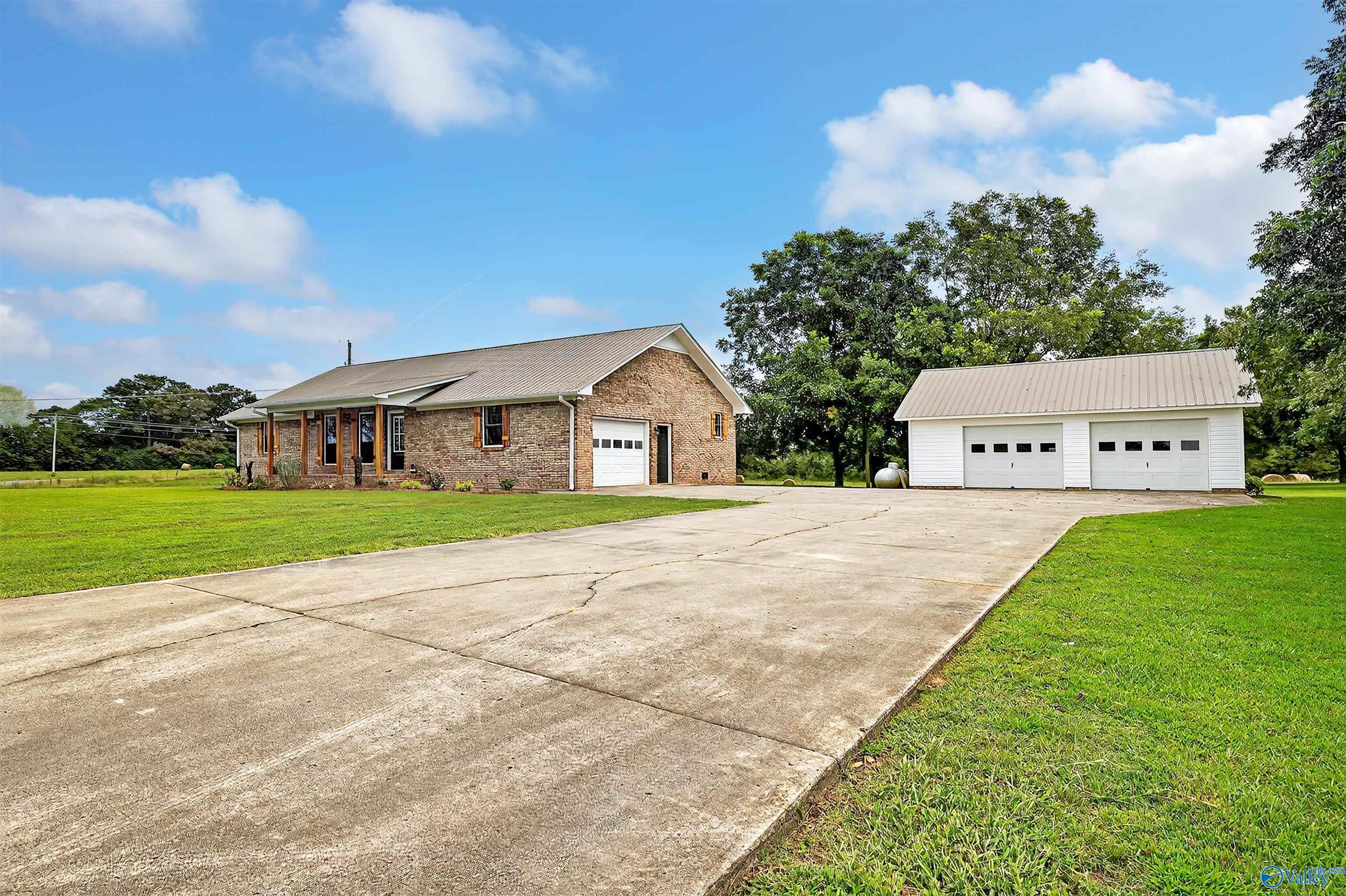 6016 Sardis Road