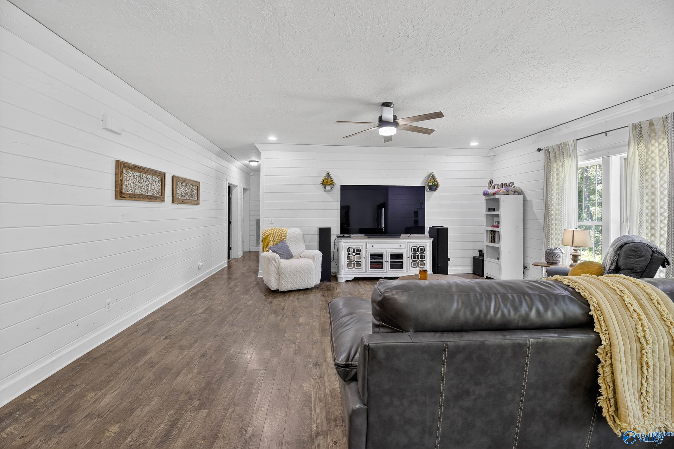 146 Hidden Lakes Drive