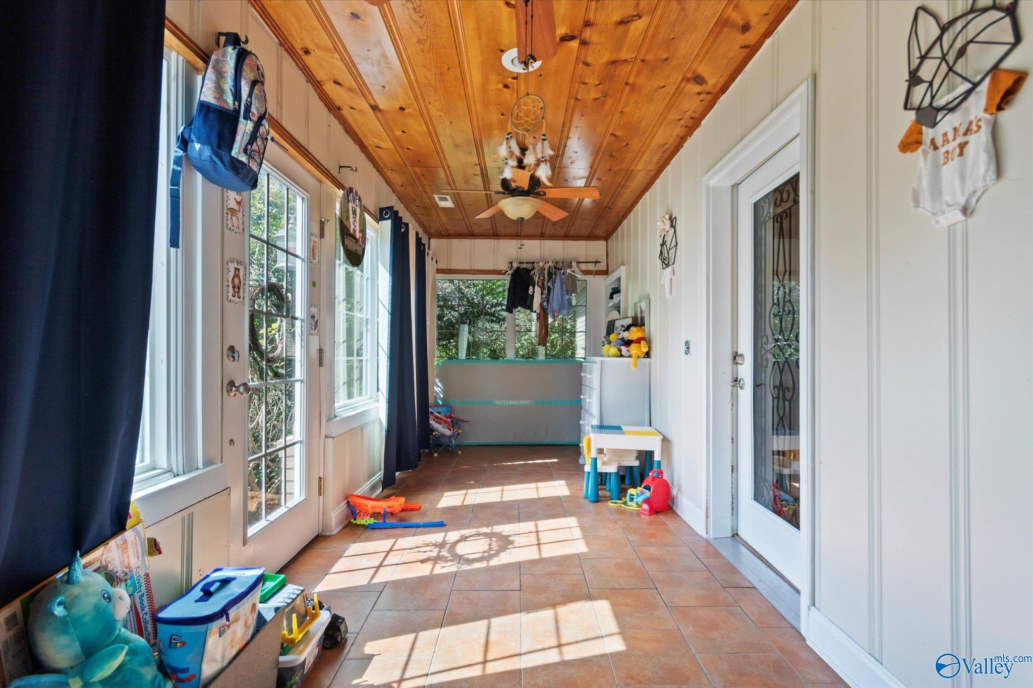 1249 Sardis Drive