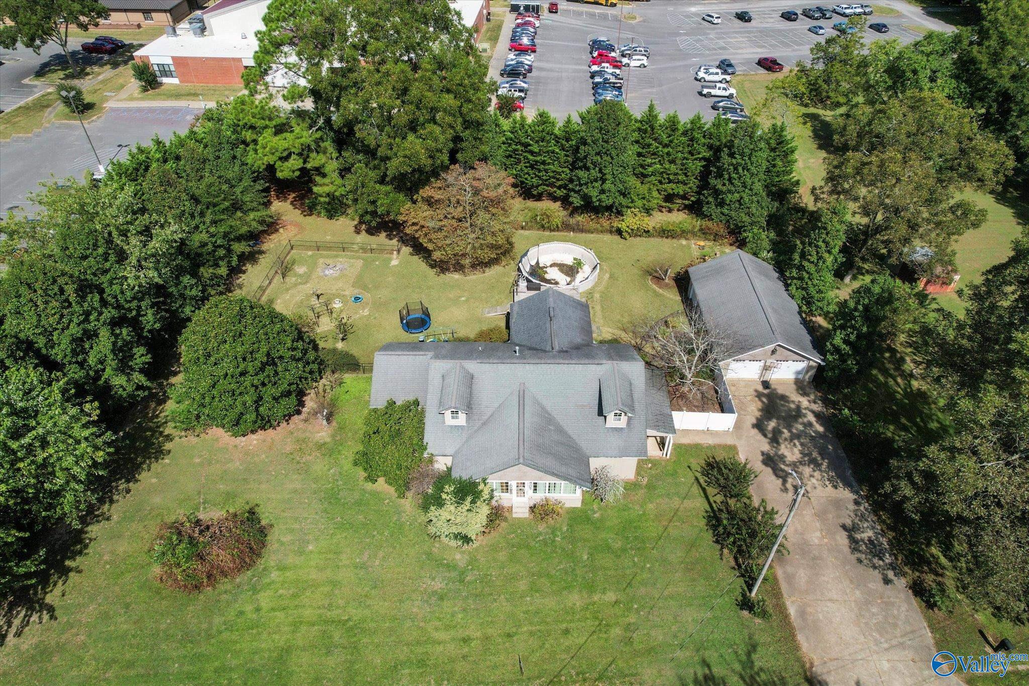 1249 Sardis Drive