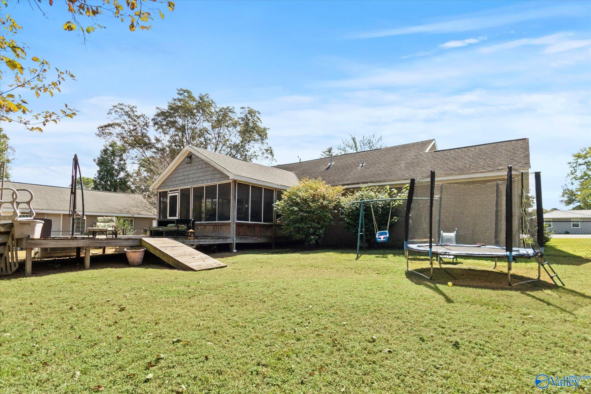 1249 Sardis Drive