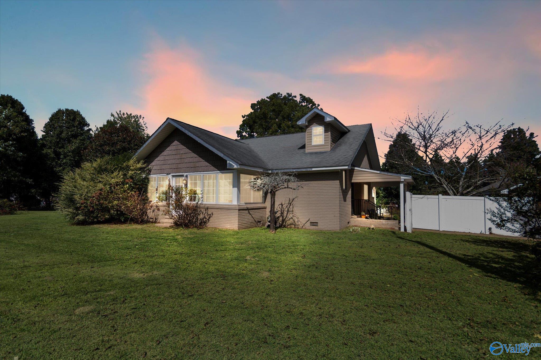 1249 Sardis Drive