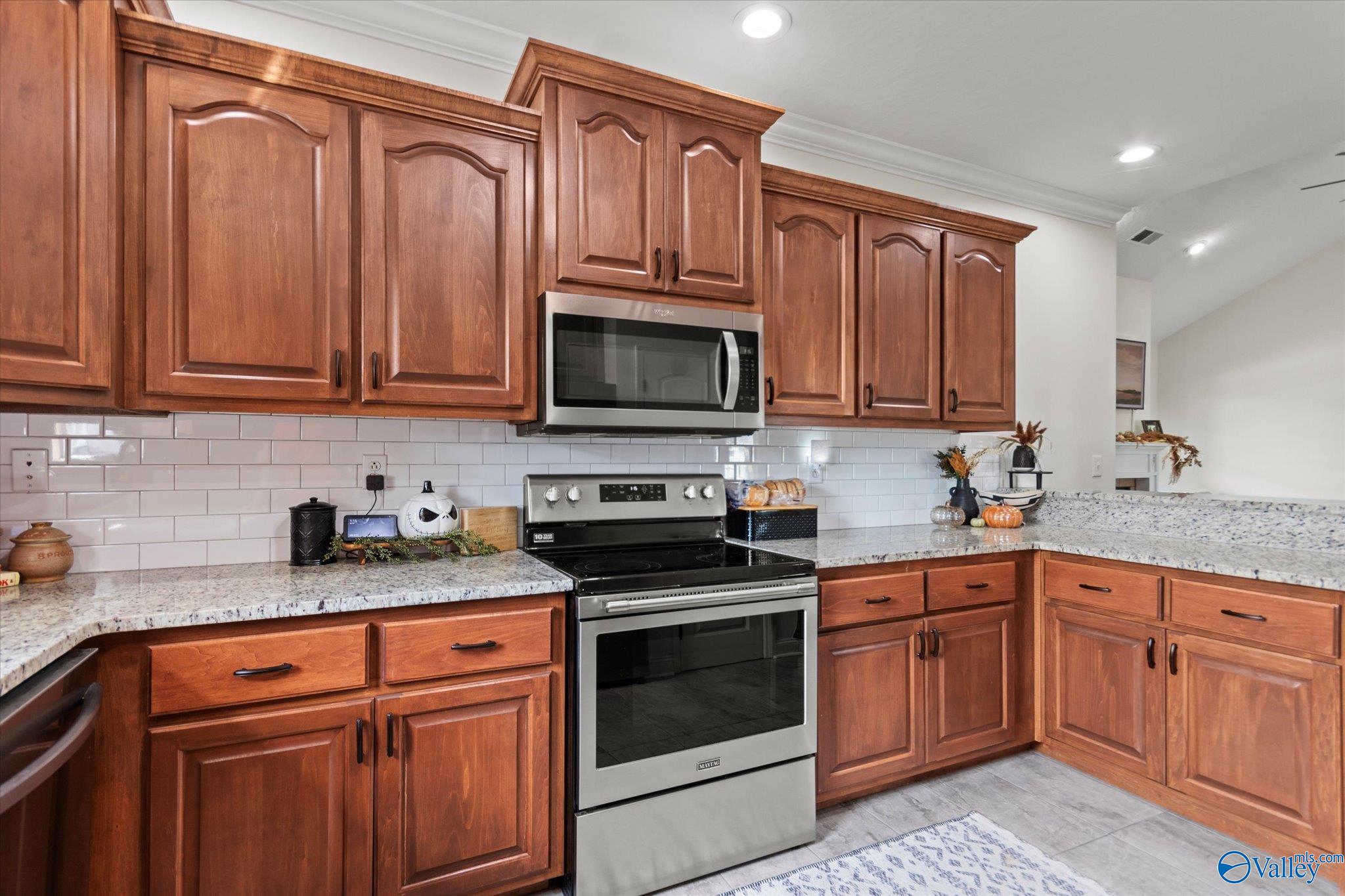 1580 Meadowlake Drive