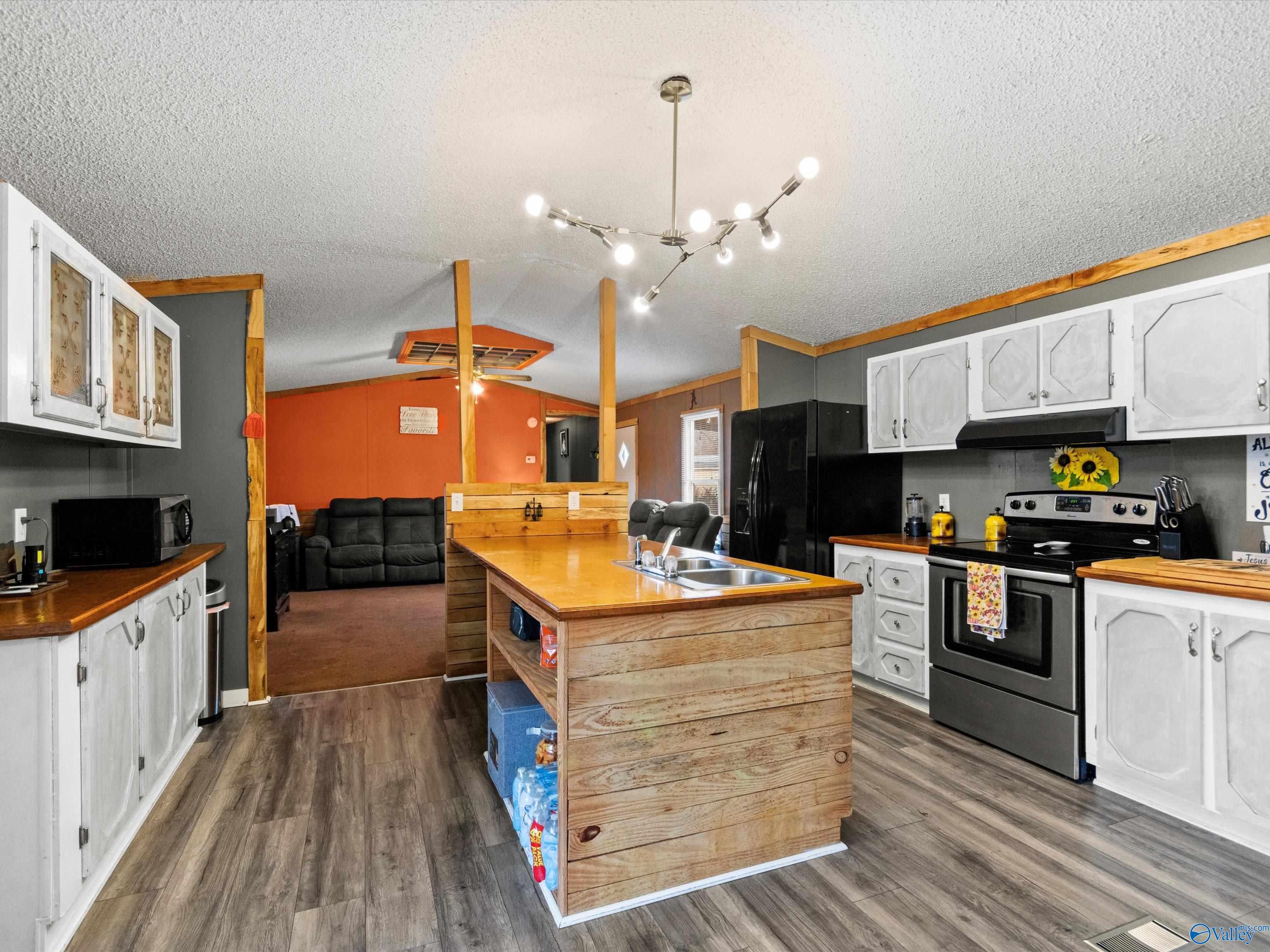 4685 Bluff Road