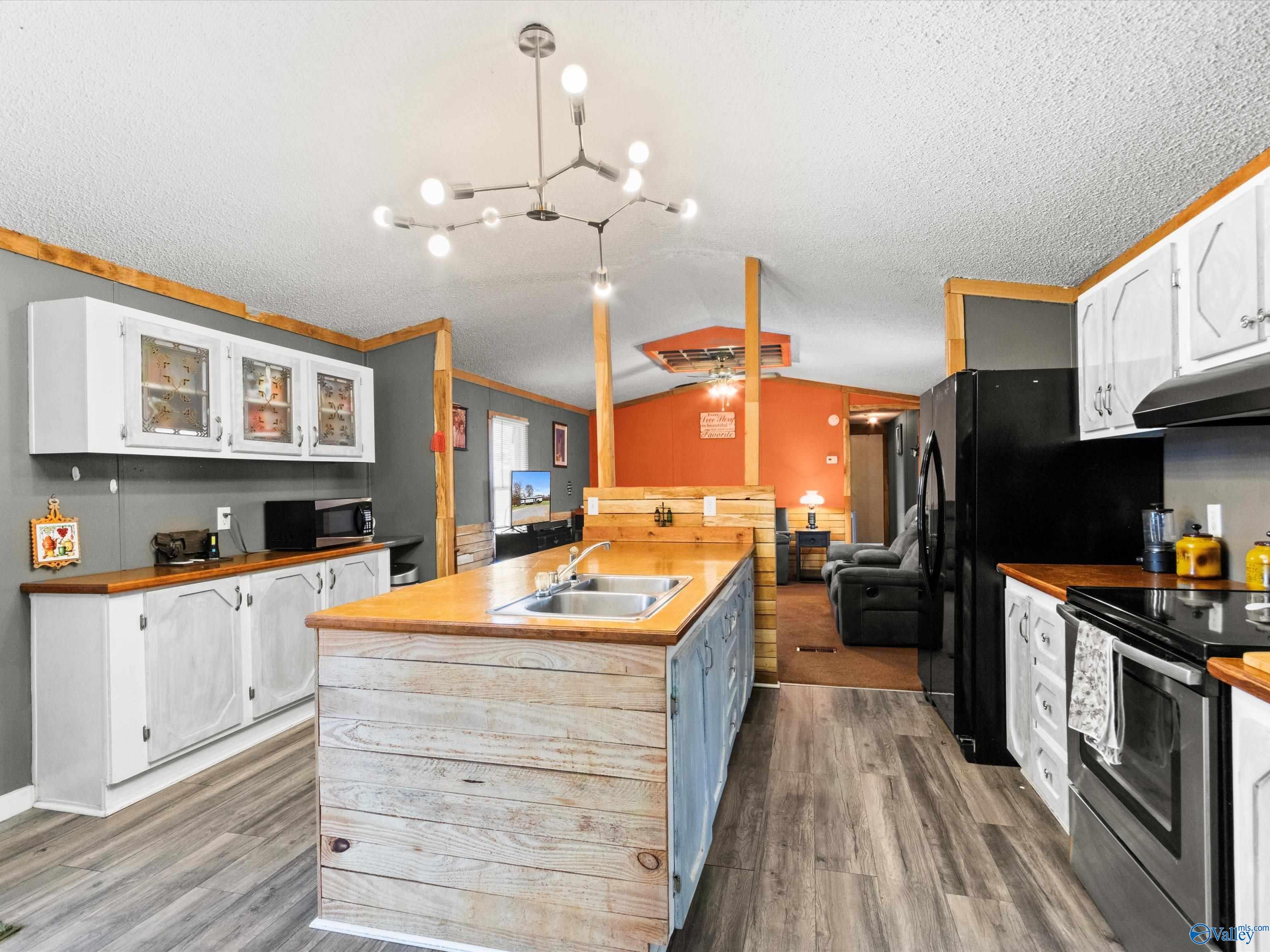 4685 Bluff Road