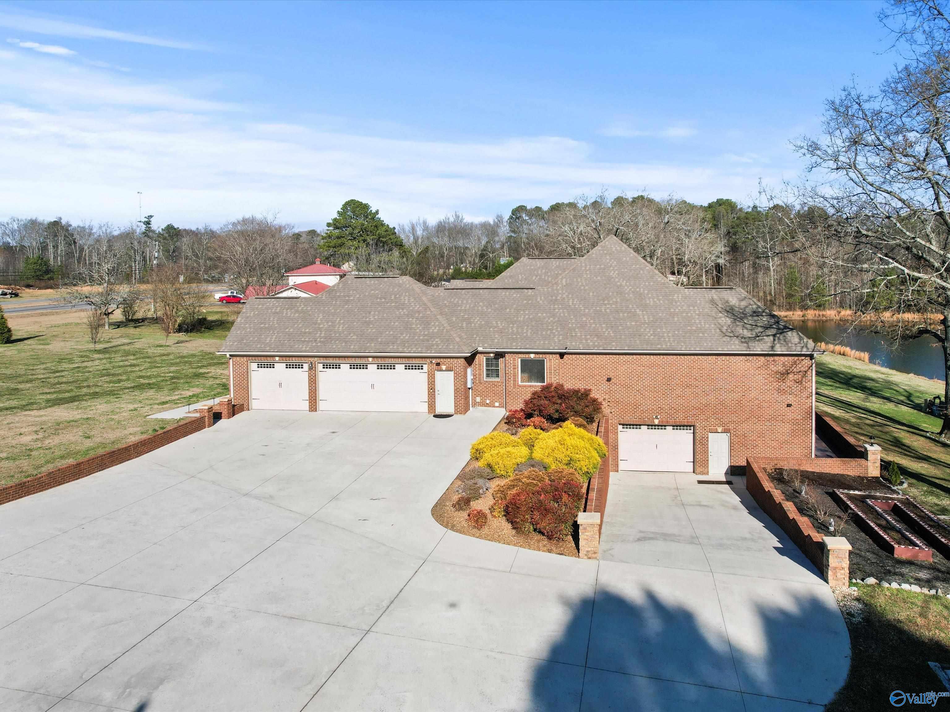 51 Thornhill Road
