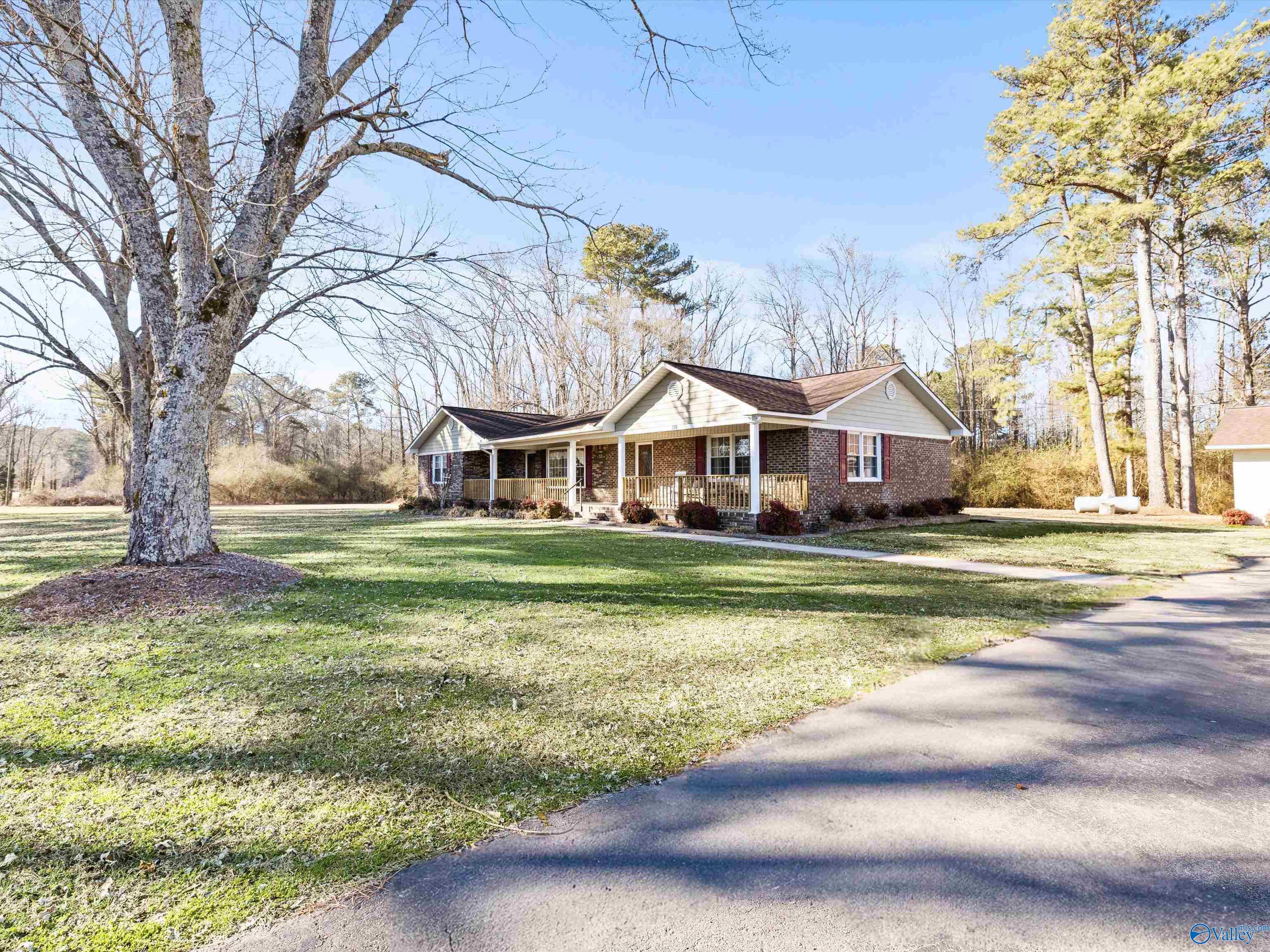 1227 County Road 383