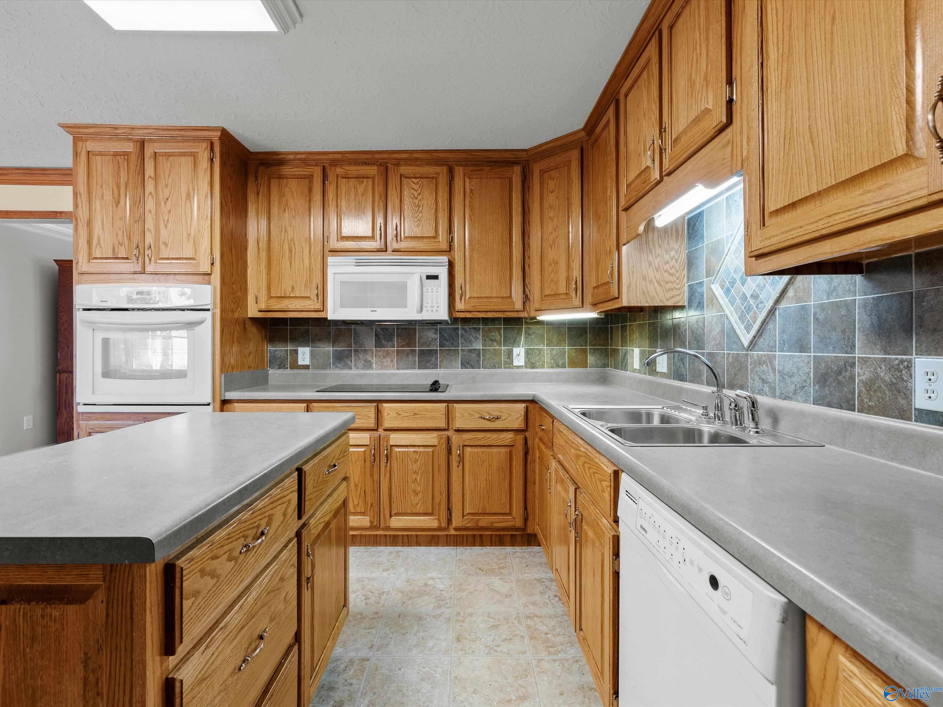 1227 County Road 383