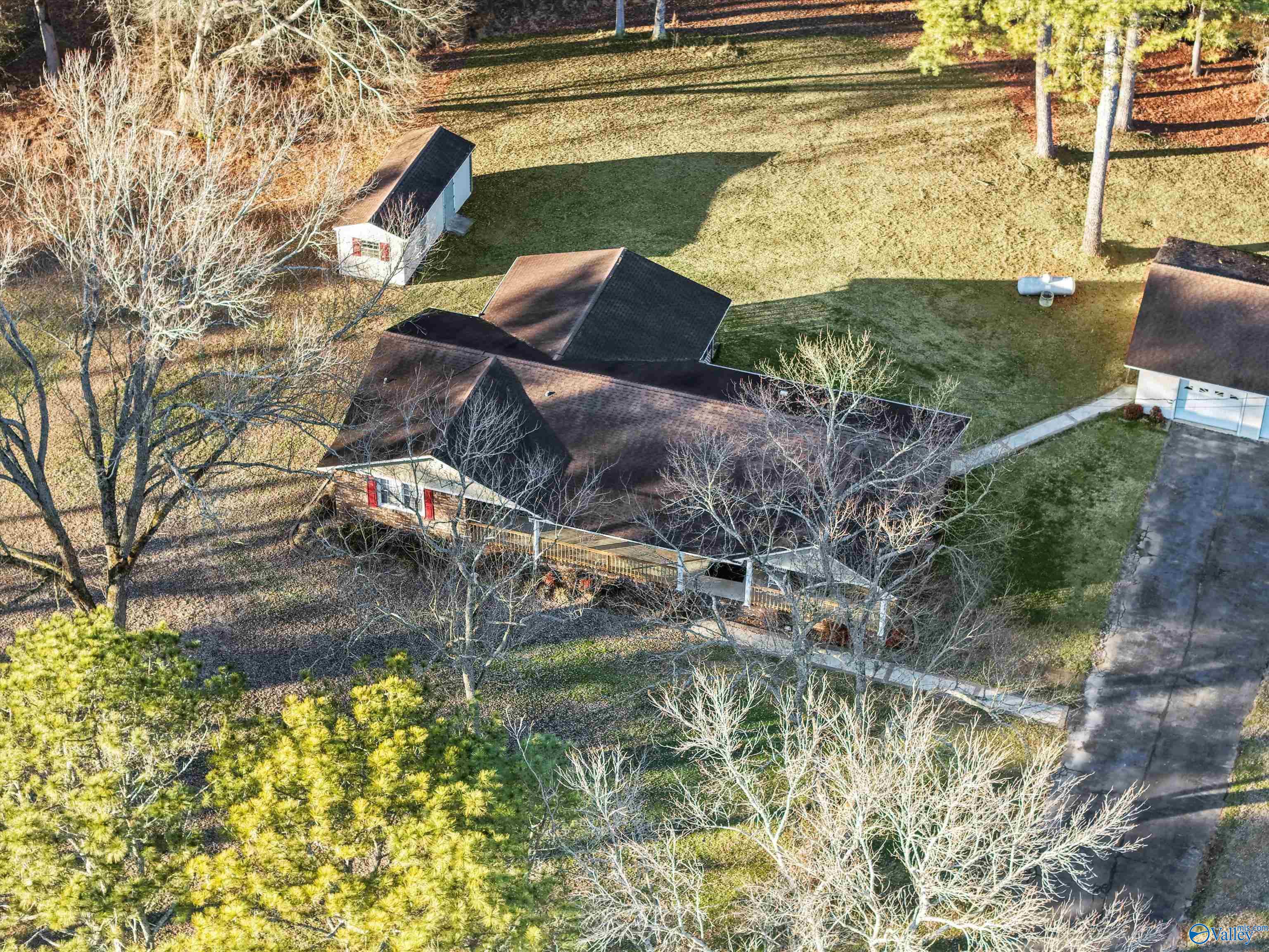 1227 County Road 383