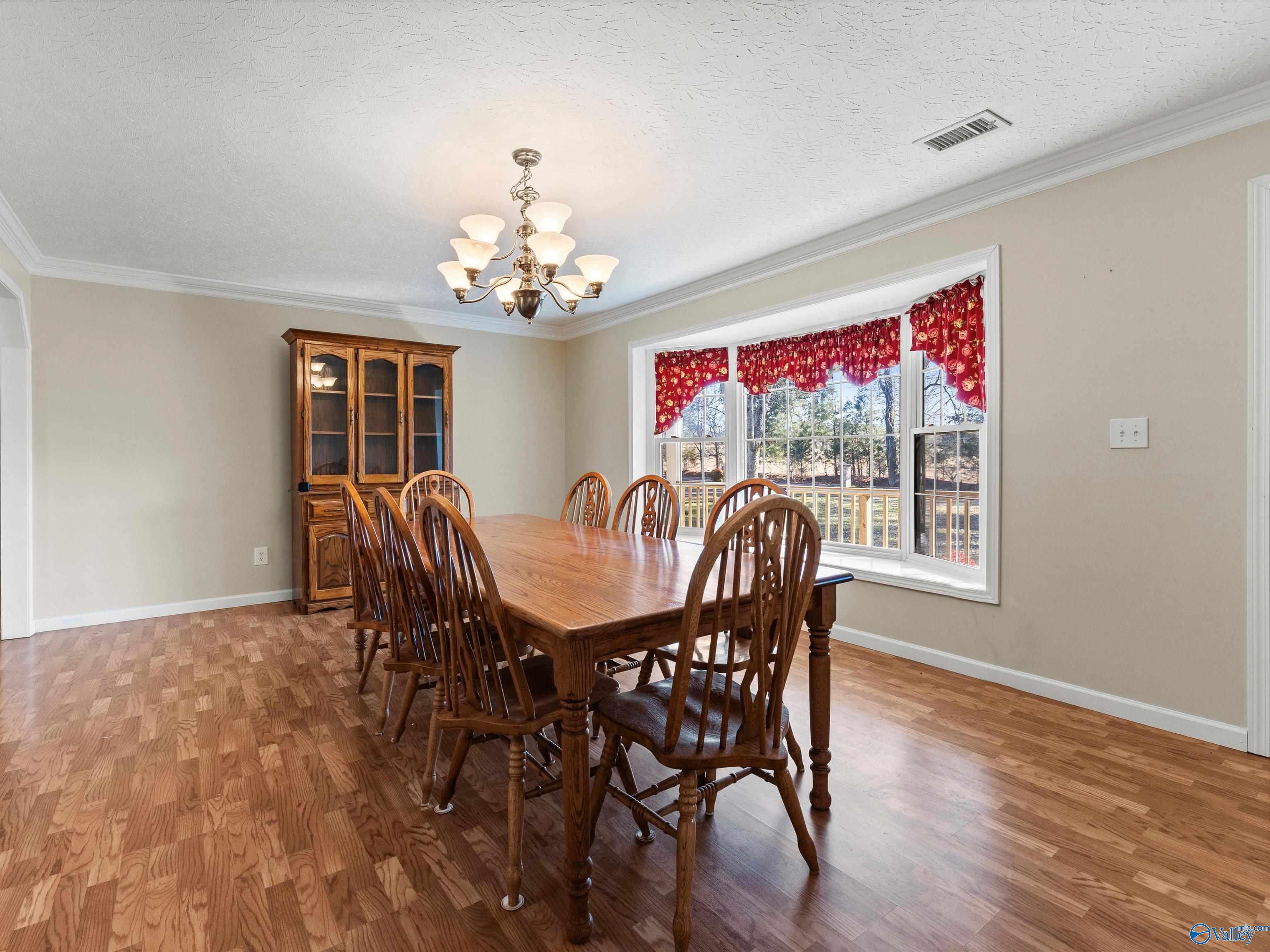 1227 County Road 383