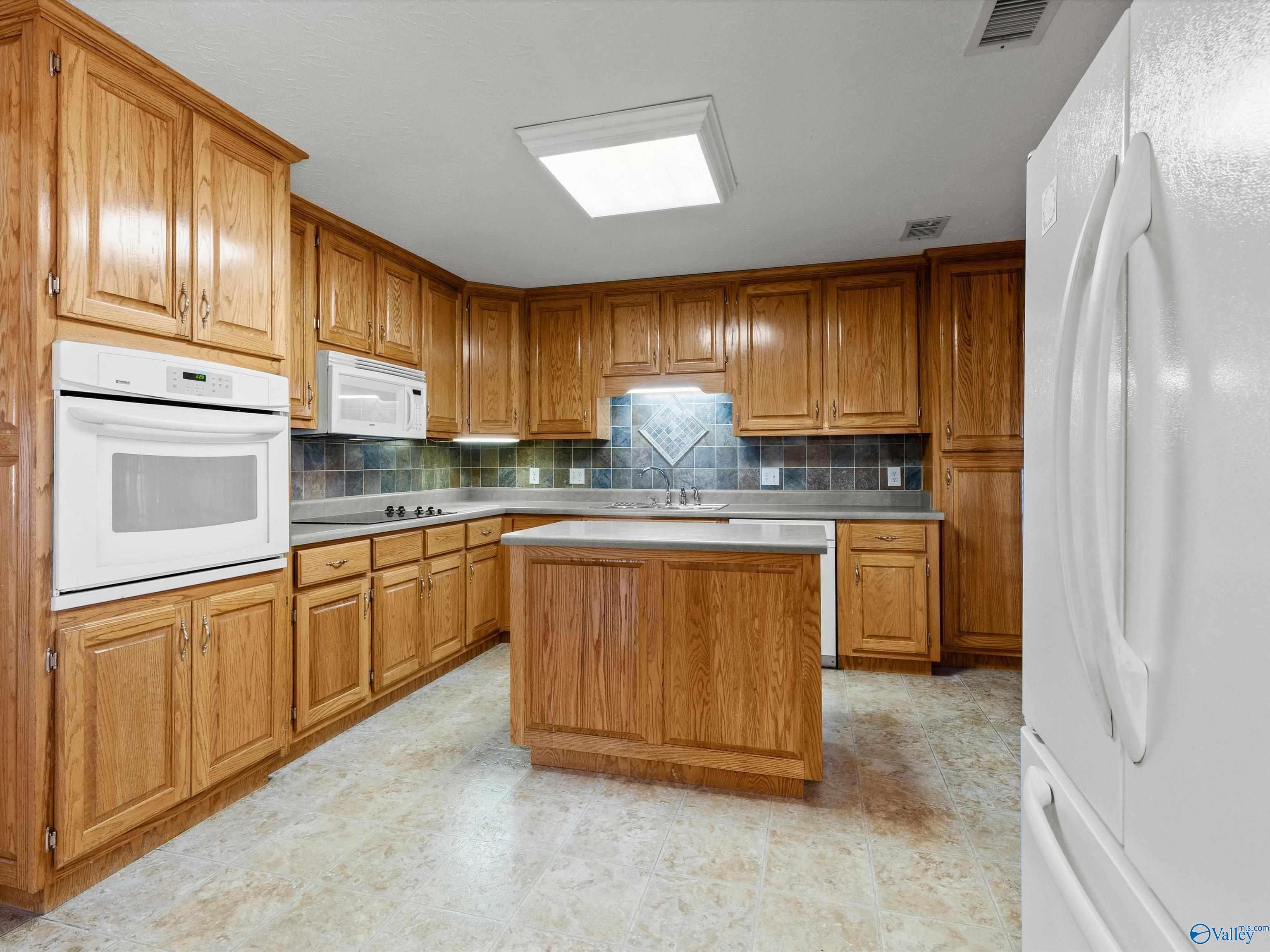 1227 County Road 383