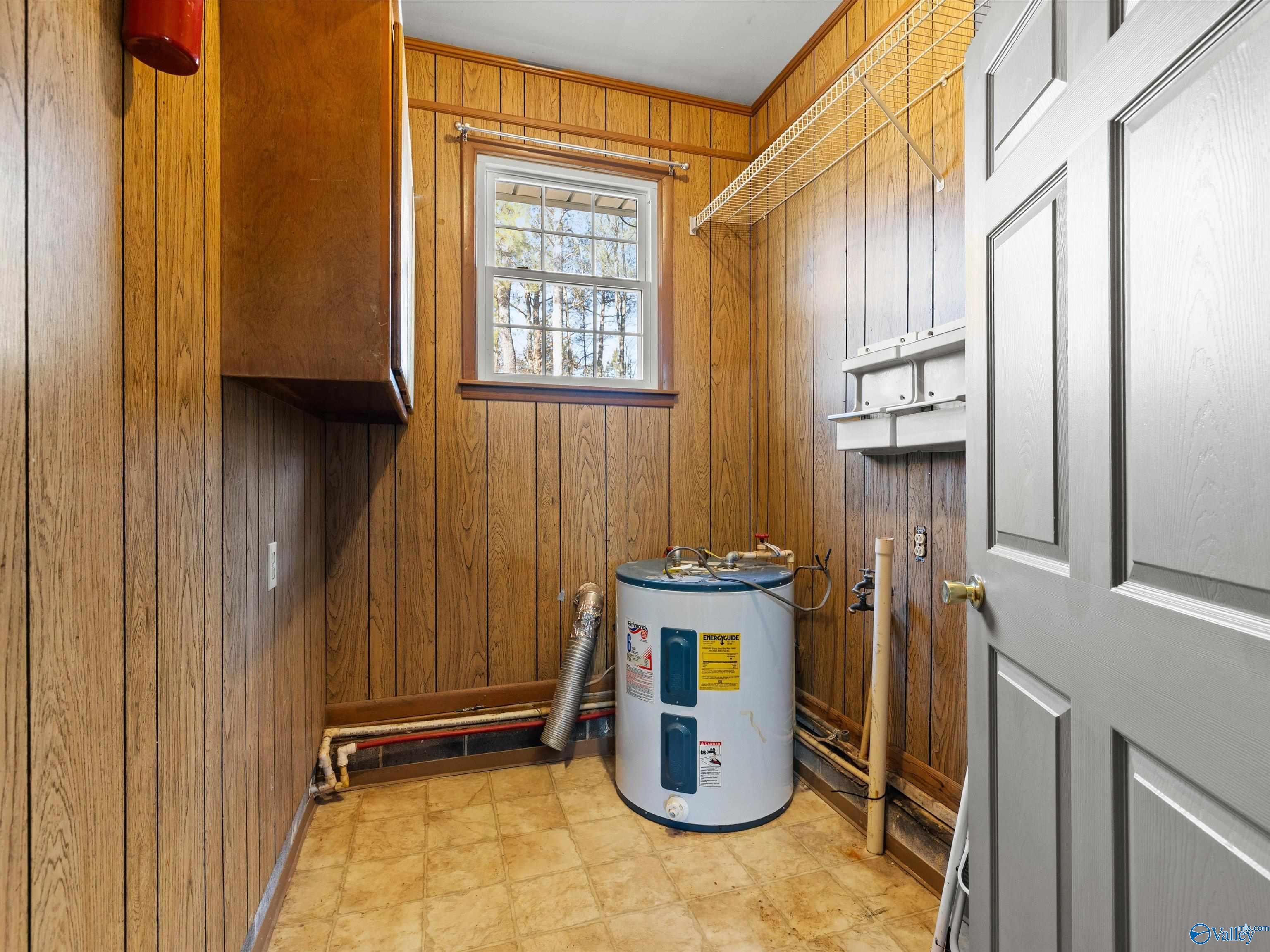 1227 County Road 383