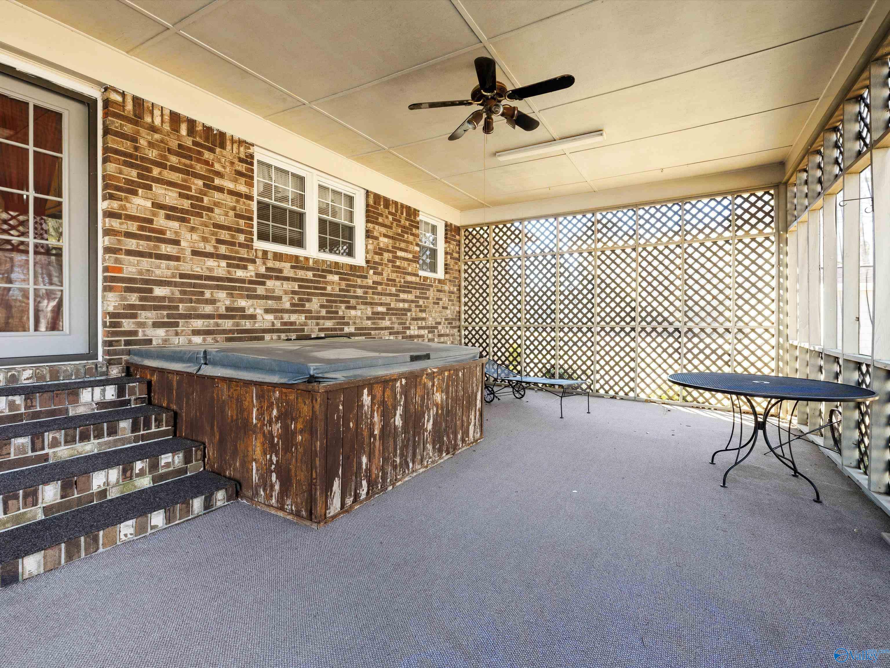 1227 County Road 383