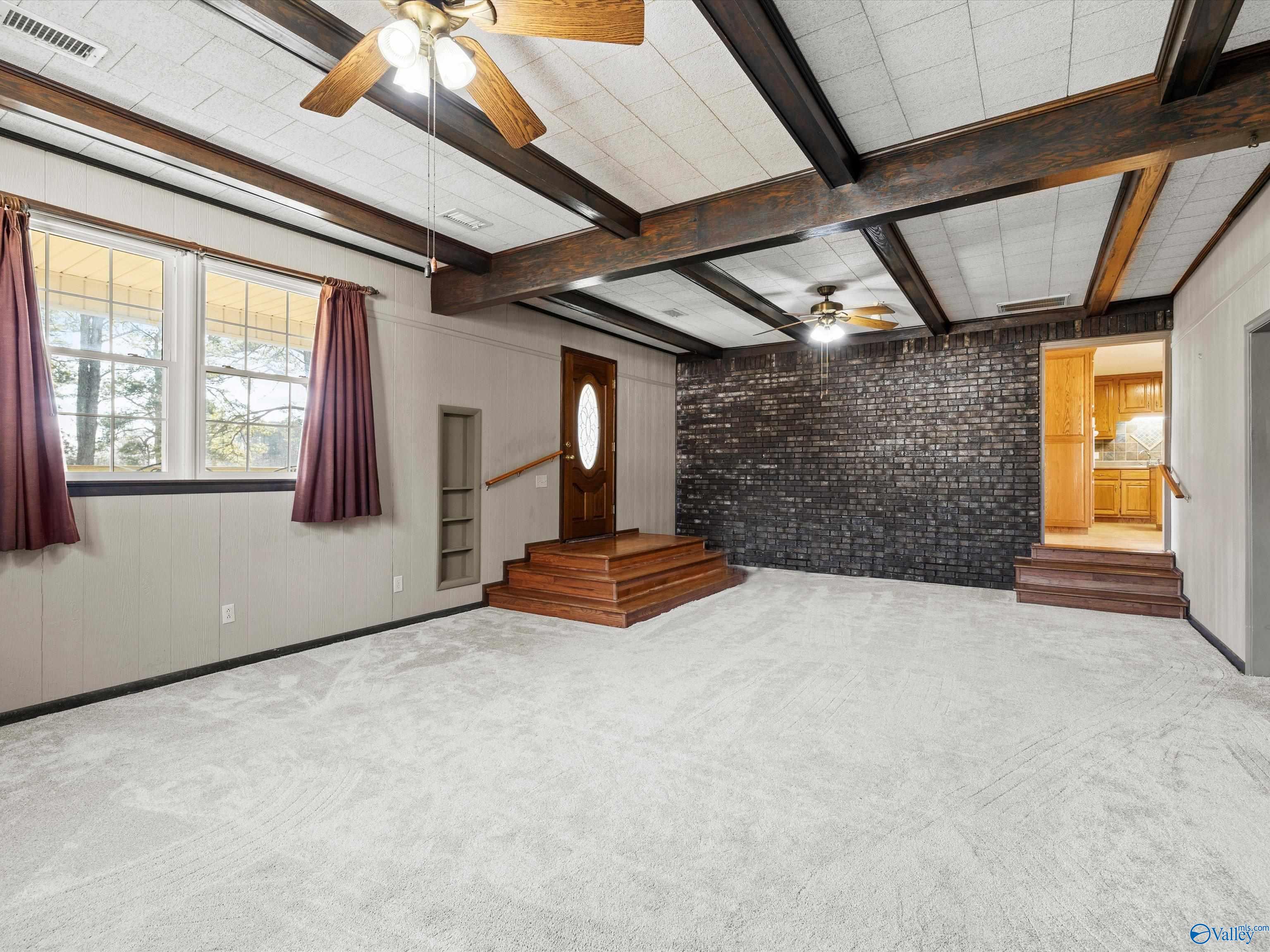 1227 County Road 383