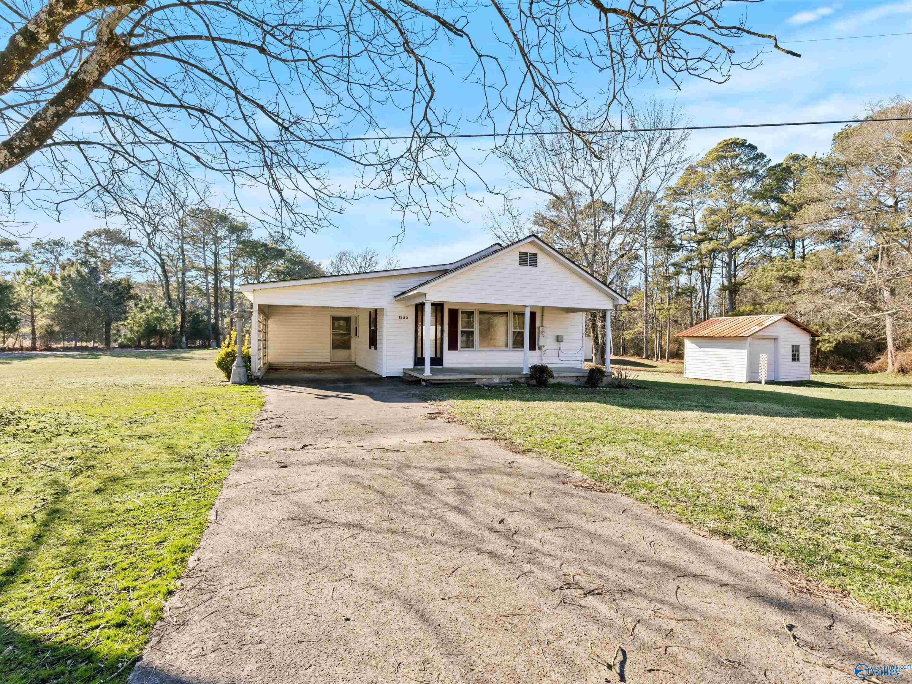1283 County Road 383