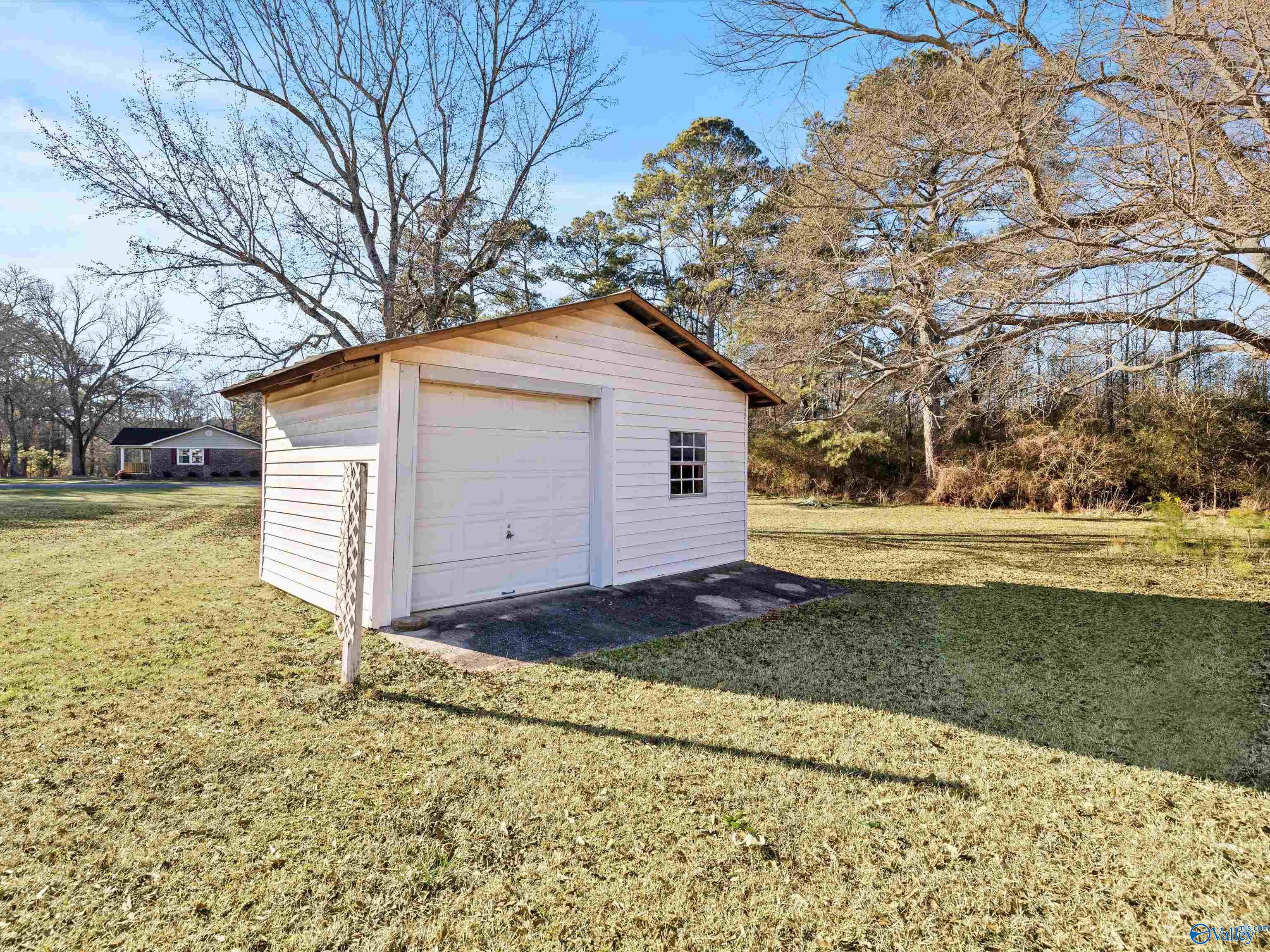 1283 County Road 383
