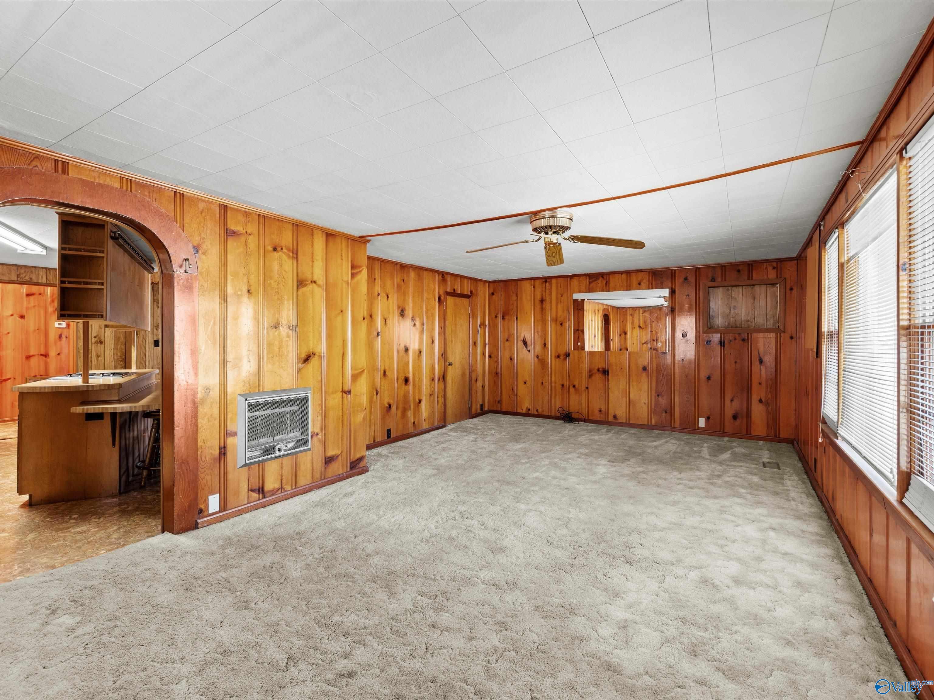 1283 County Road 383