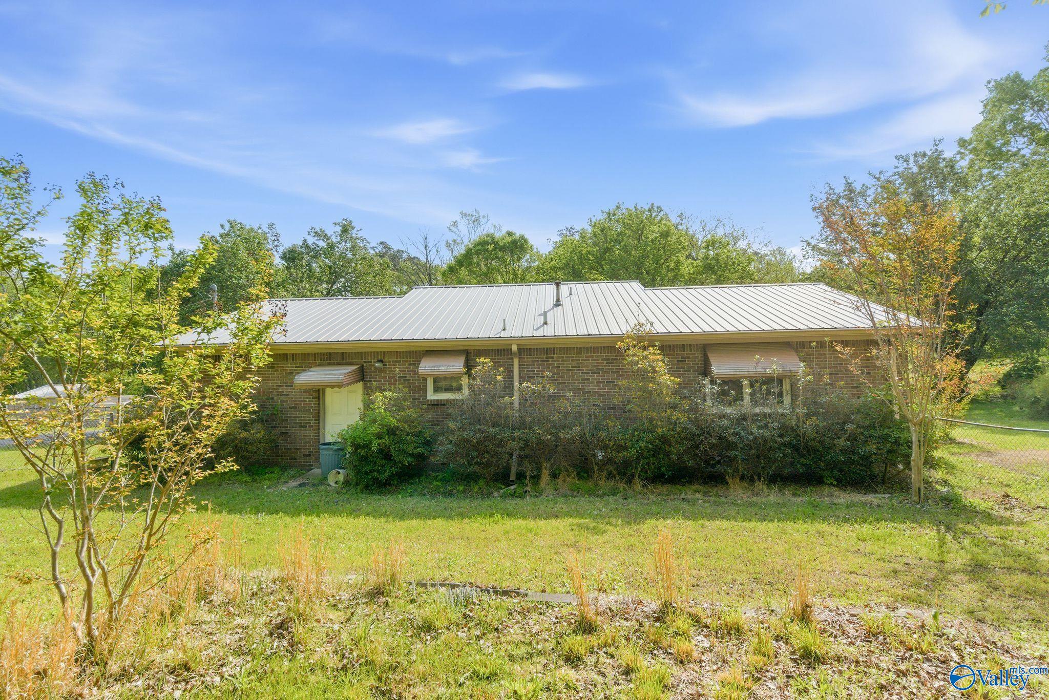 200 Trailwood Drive
