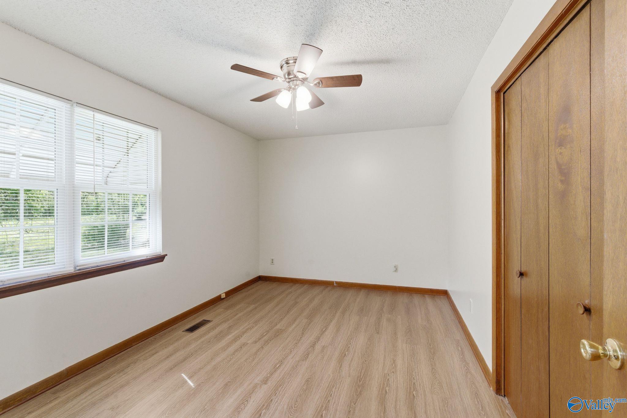 200 Trailwood Drive