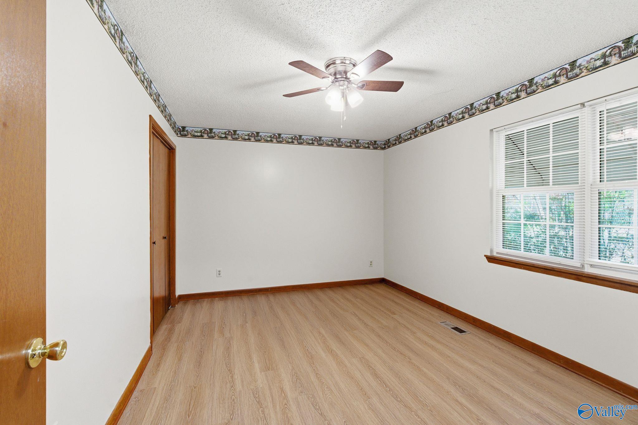 200 Trailwood Drive