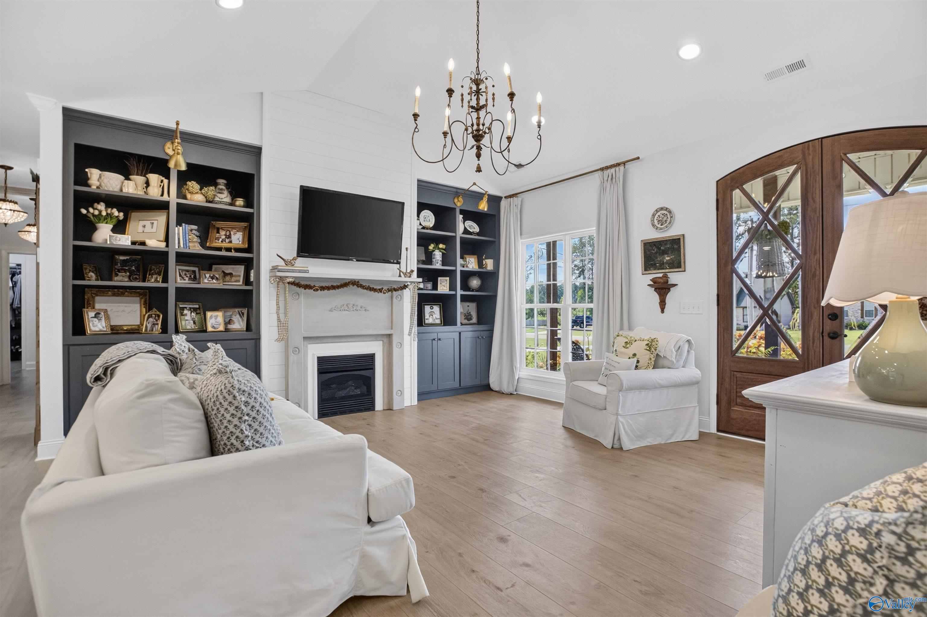 299 Kayla Circle