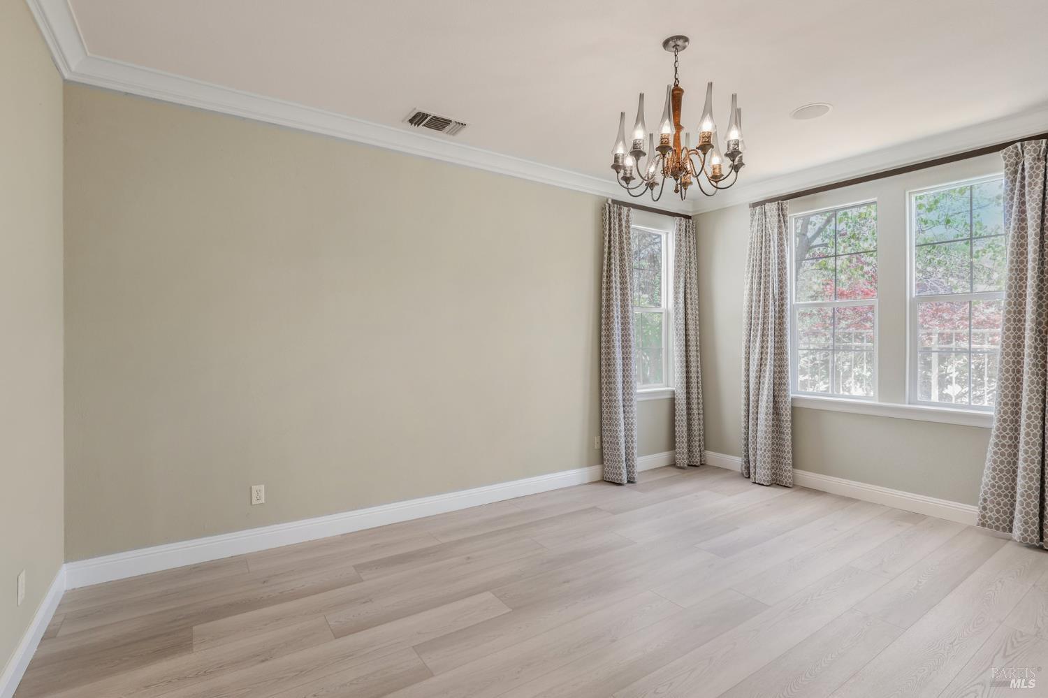 4180 Summer Gate Avenue