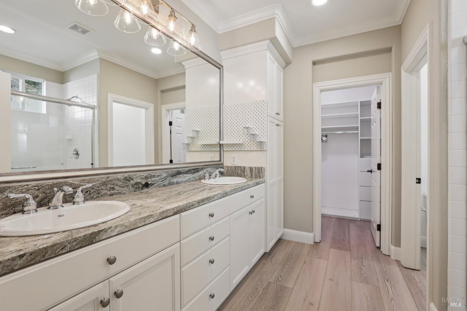 4180 Summer Gate Avenue