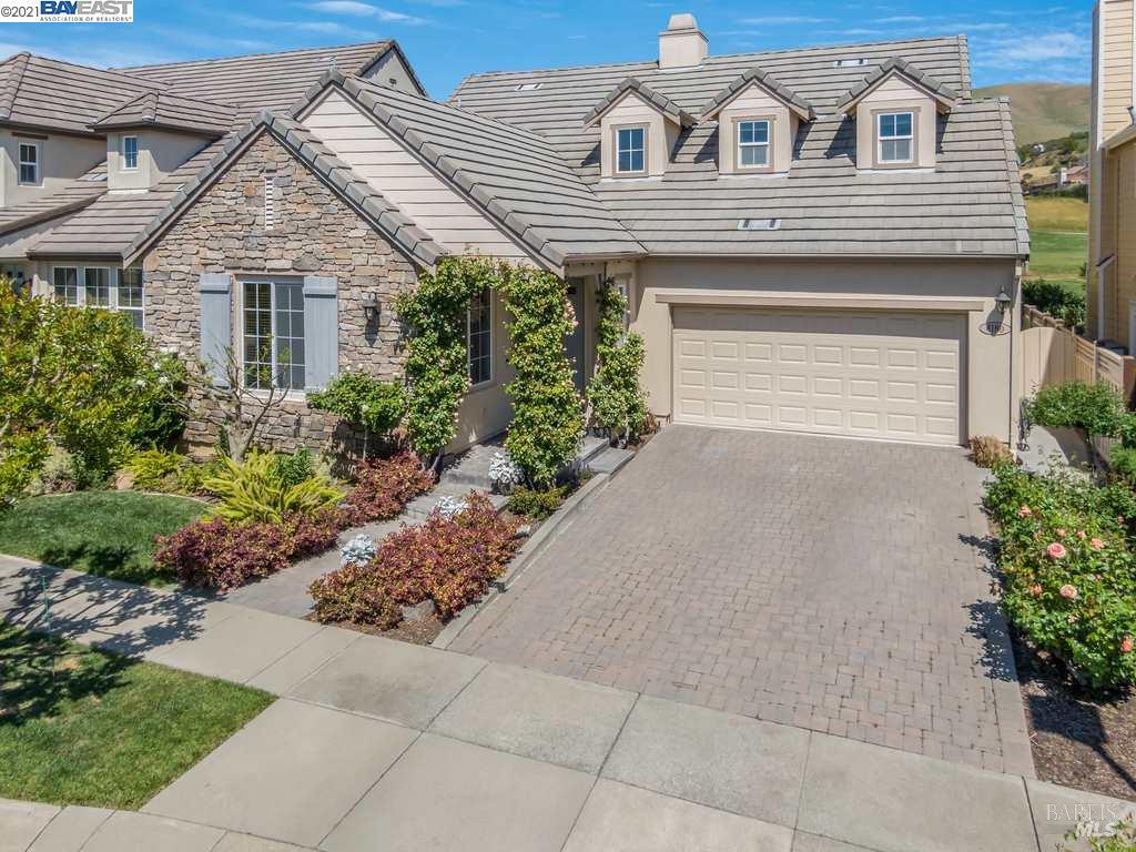 4180 Summer Gate Avenue