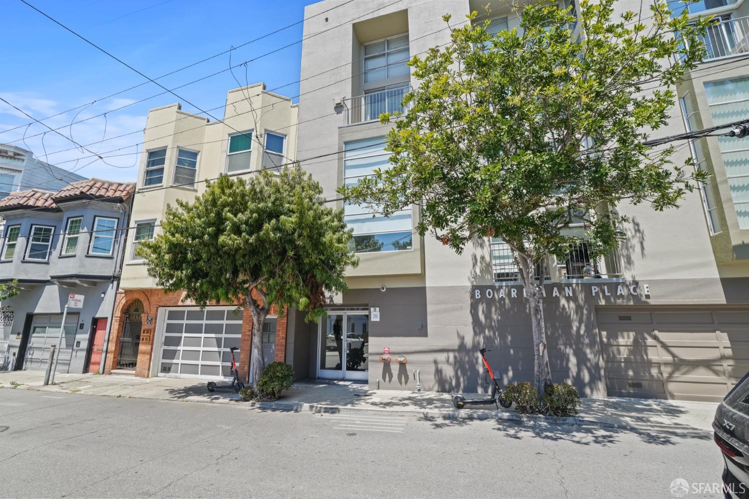 39 Boardman Place # 105