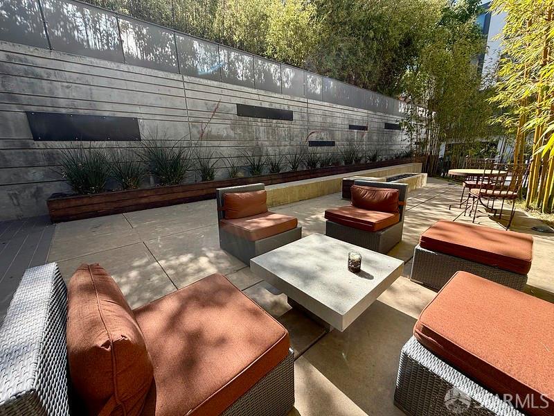 2125 Bryant Street # 403