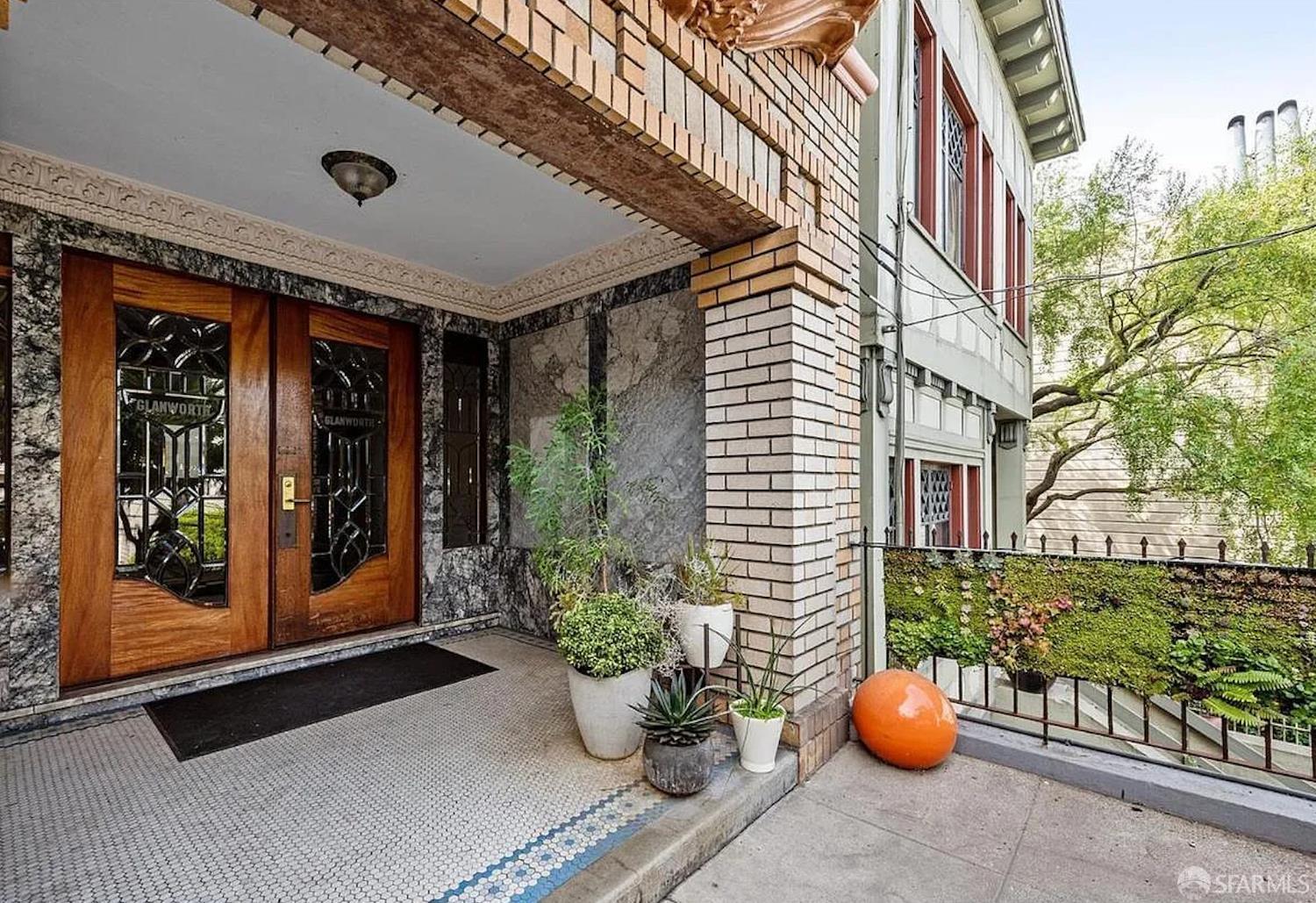 1159 Green Street # 3