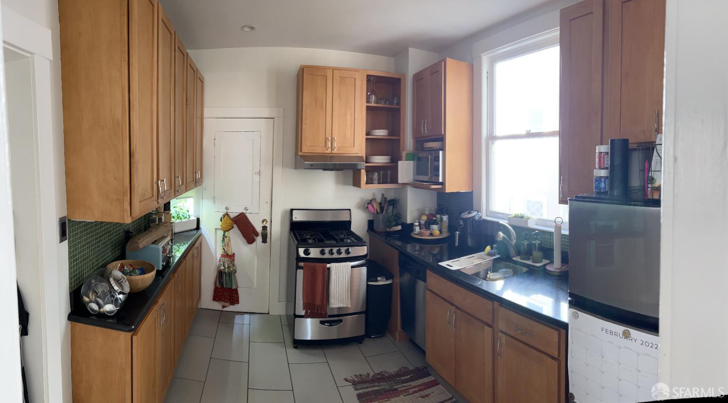 1159 Green Street # 3