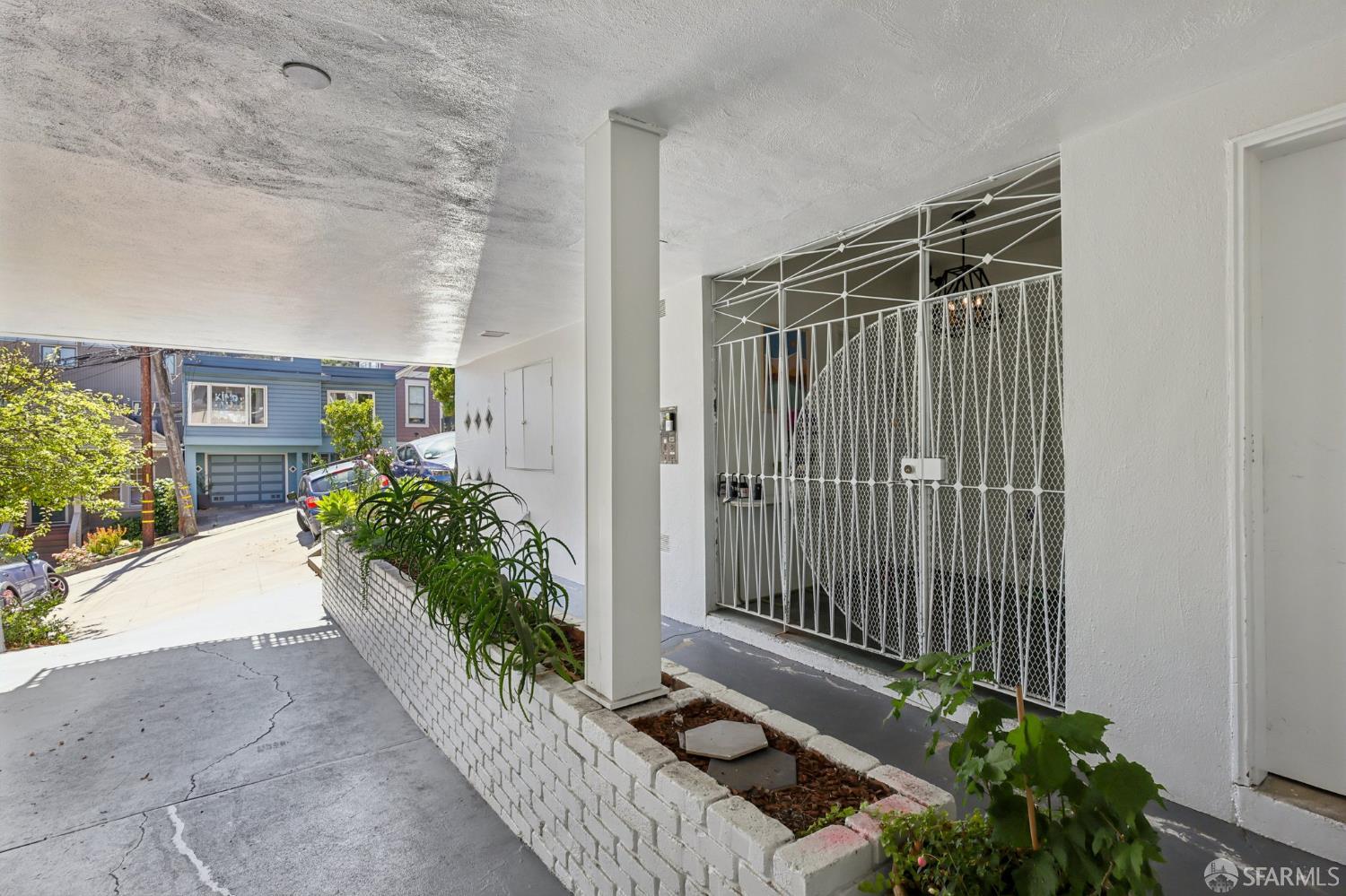 930 Elizabeth Street # 1