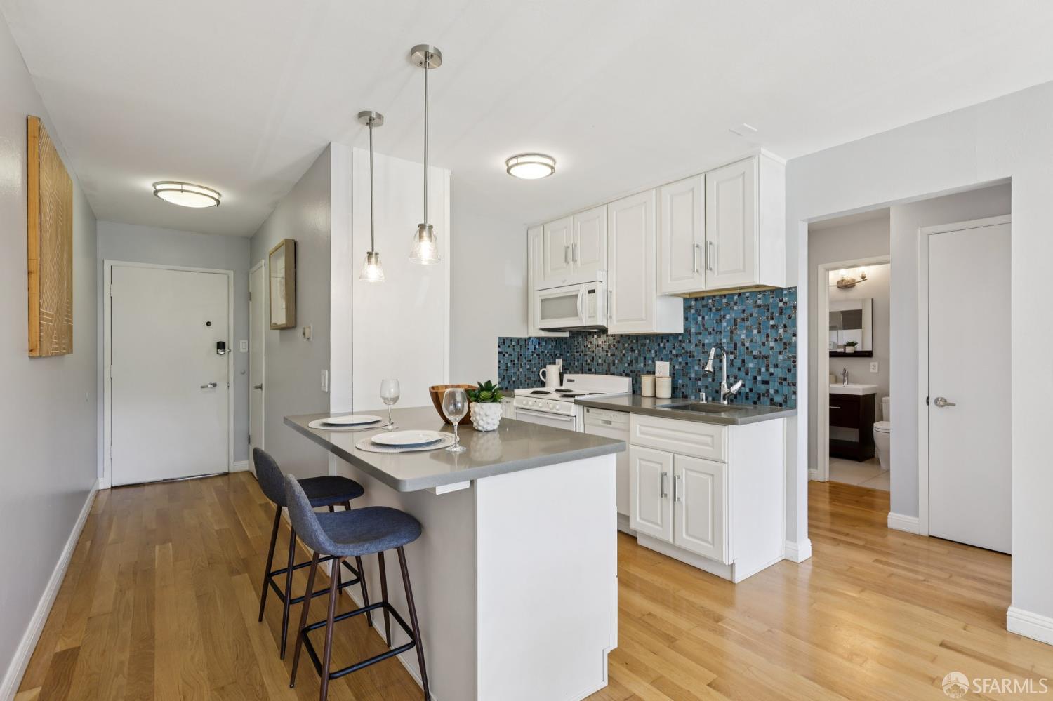 930 Elizabeth Street # 1