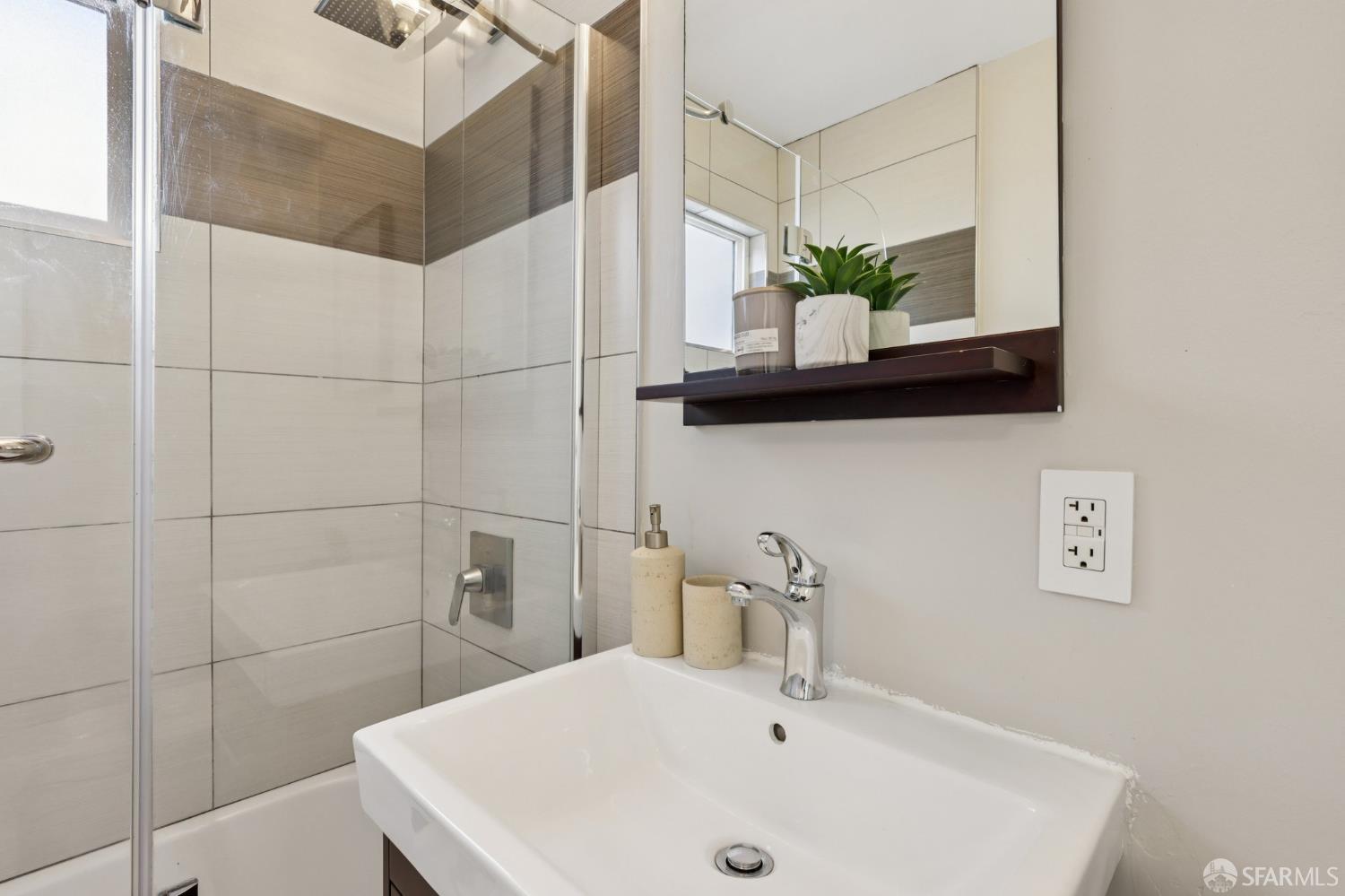 930 Elizabeth Street # 1