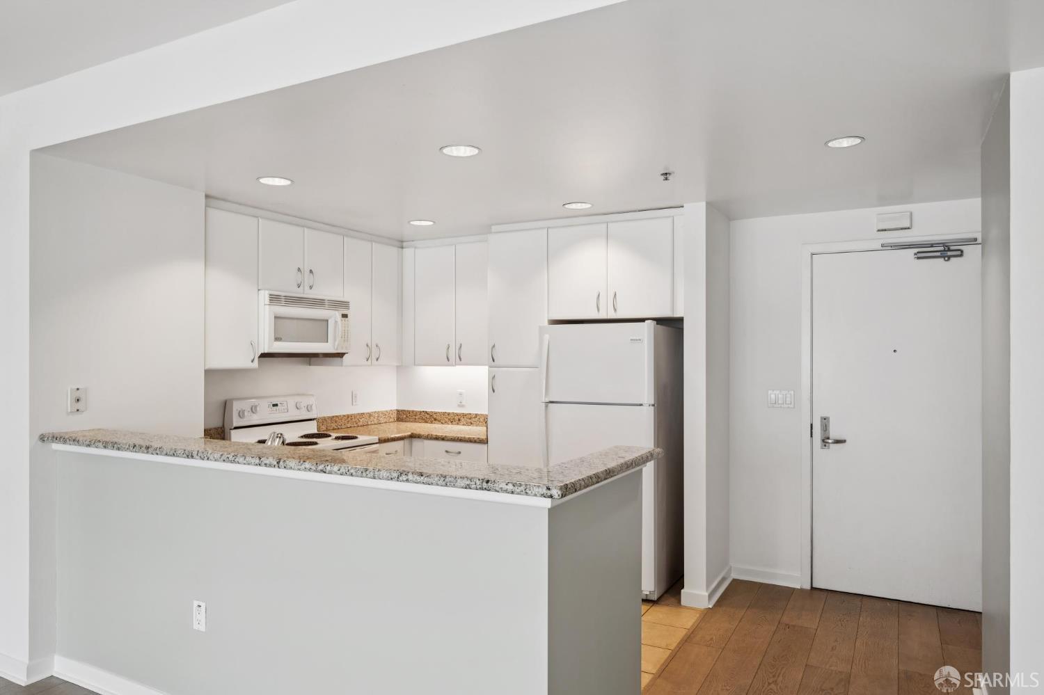 250 King Street # 612