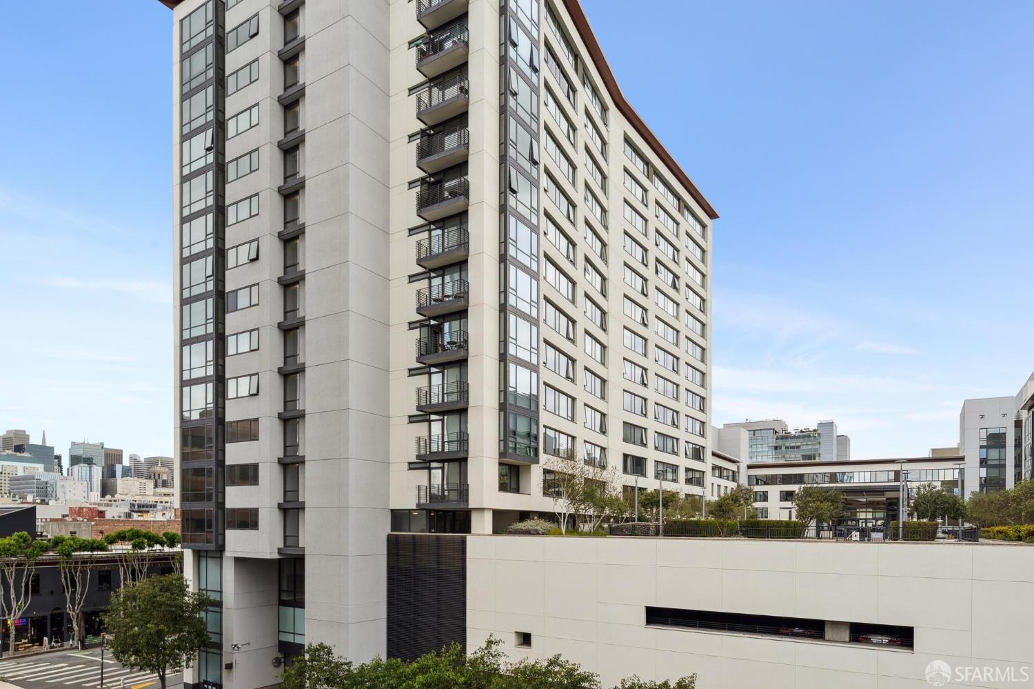 250 King Street # 612