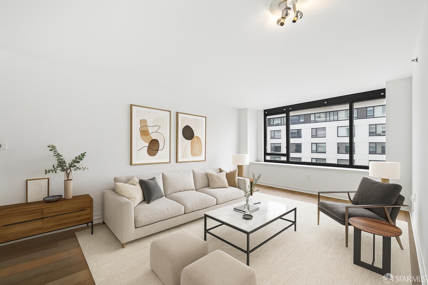 250 King Street # 612