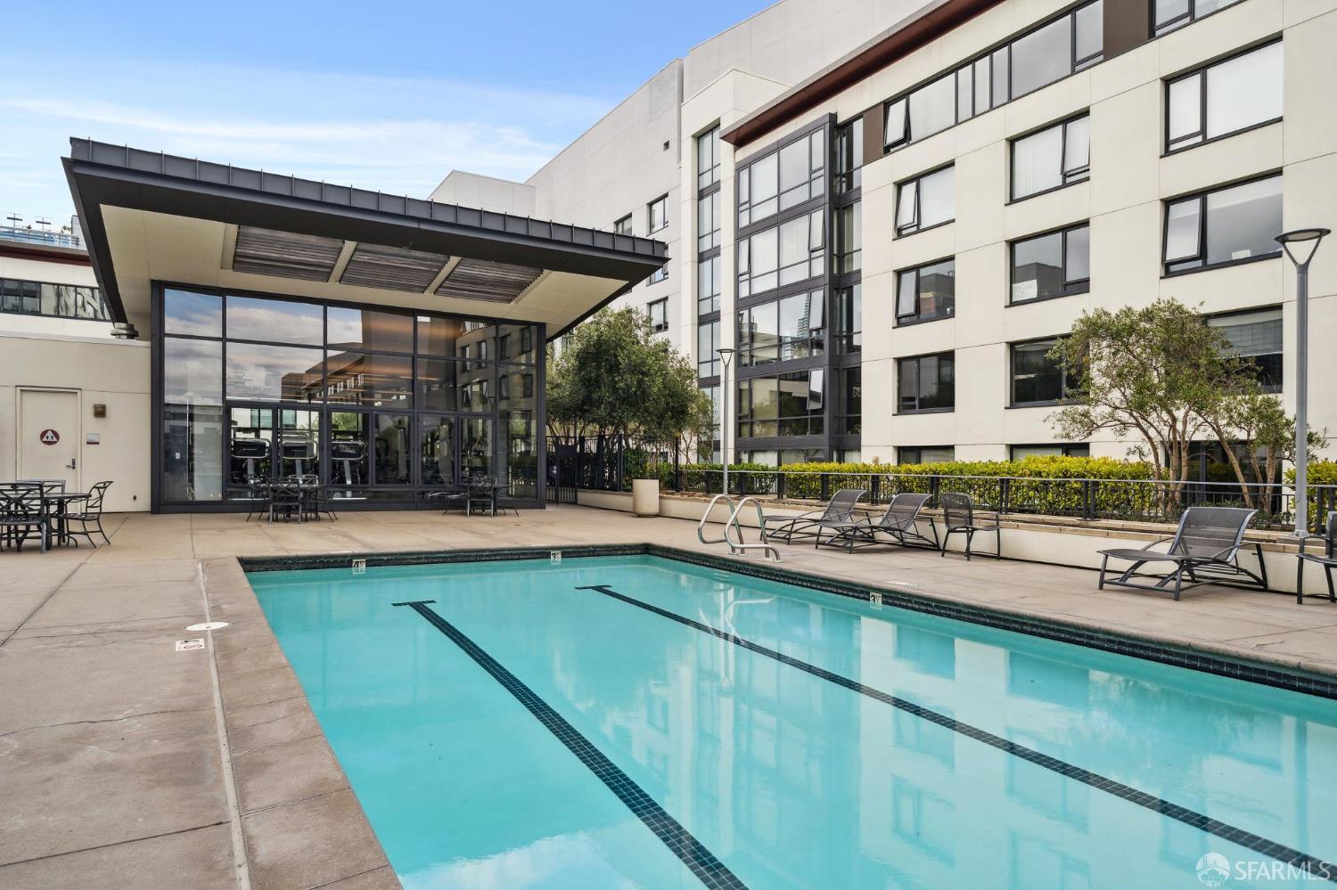 250 King Street # 612