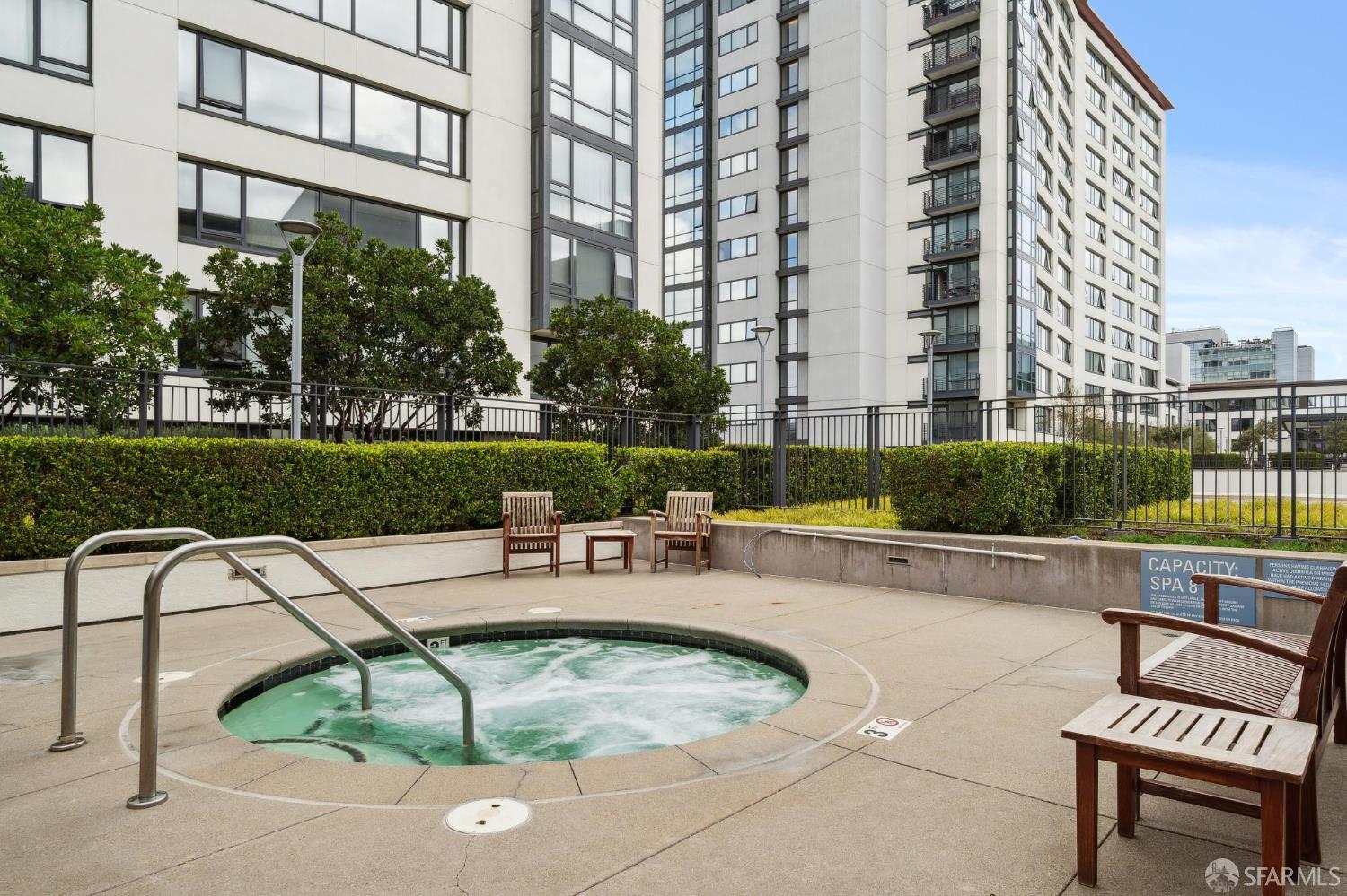 250 King Street # 612