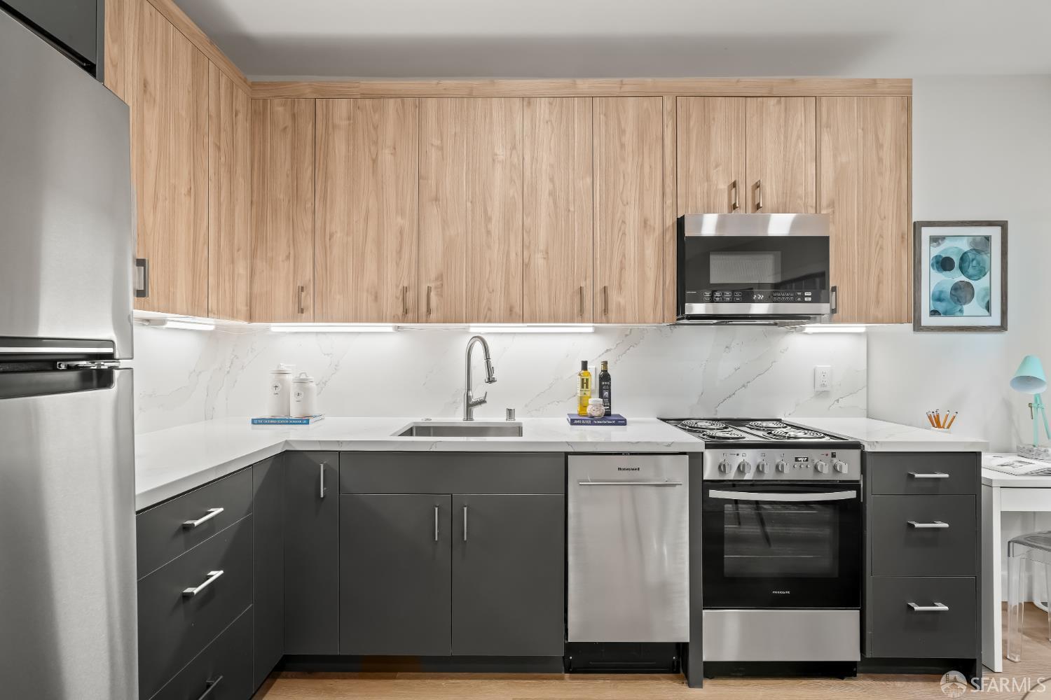 1325 Divisadero Street # 104