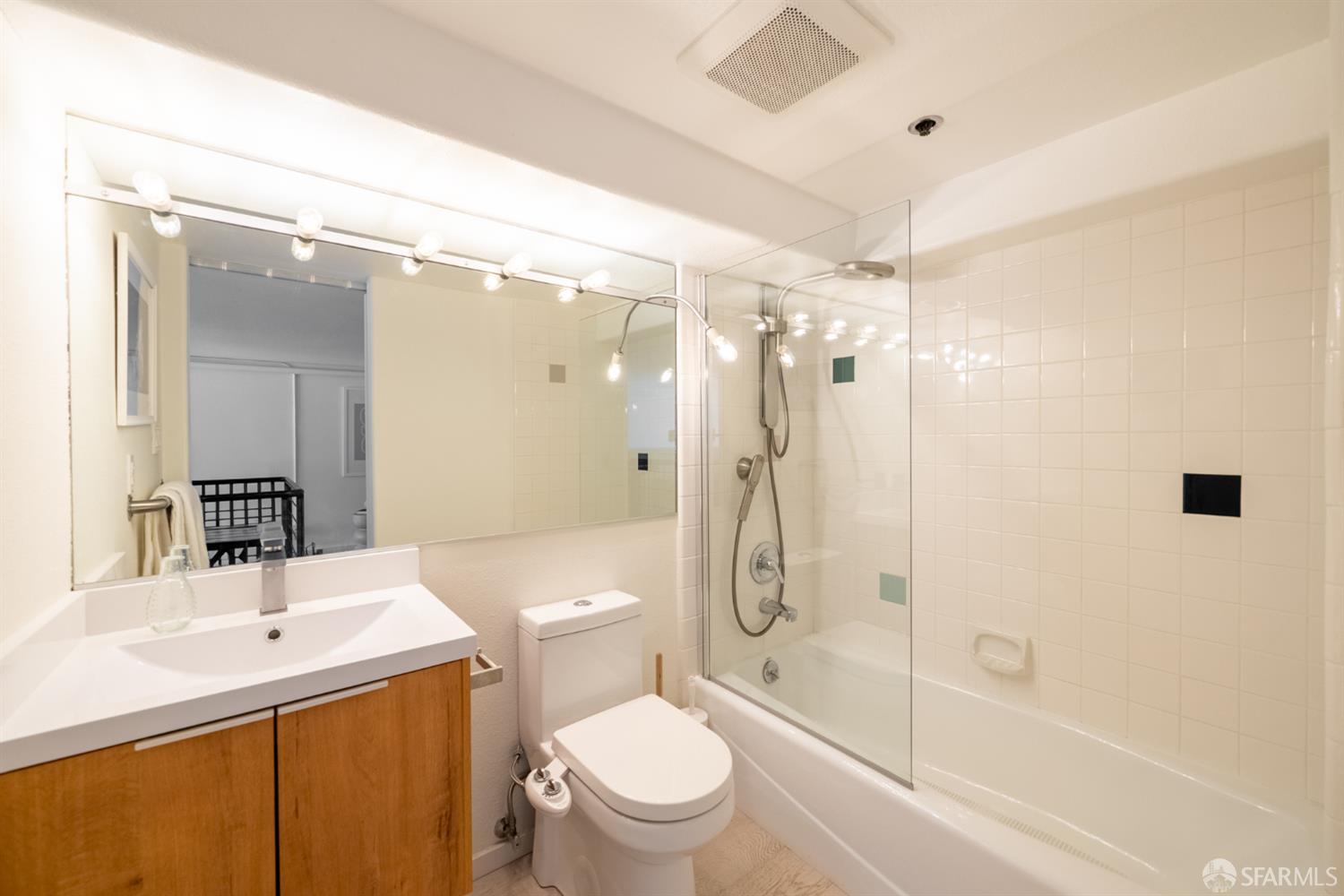 2301 Harrison Street # 203